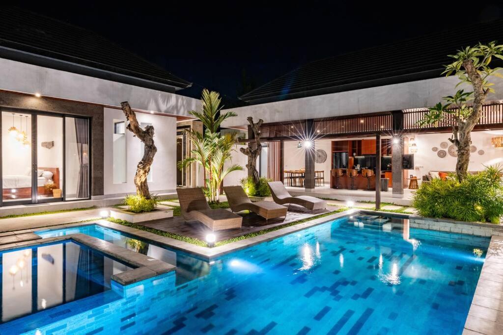 Villa Palmira by Escobar Villas view 4