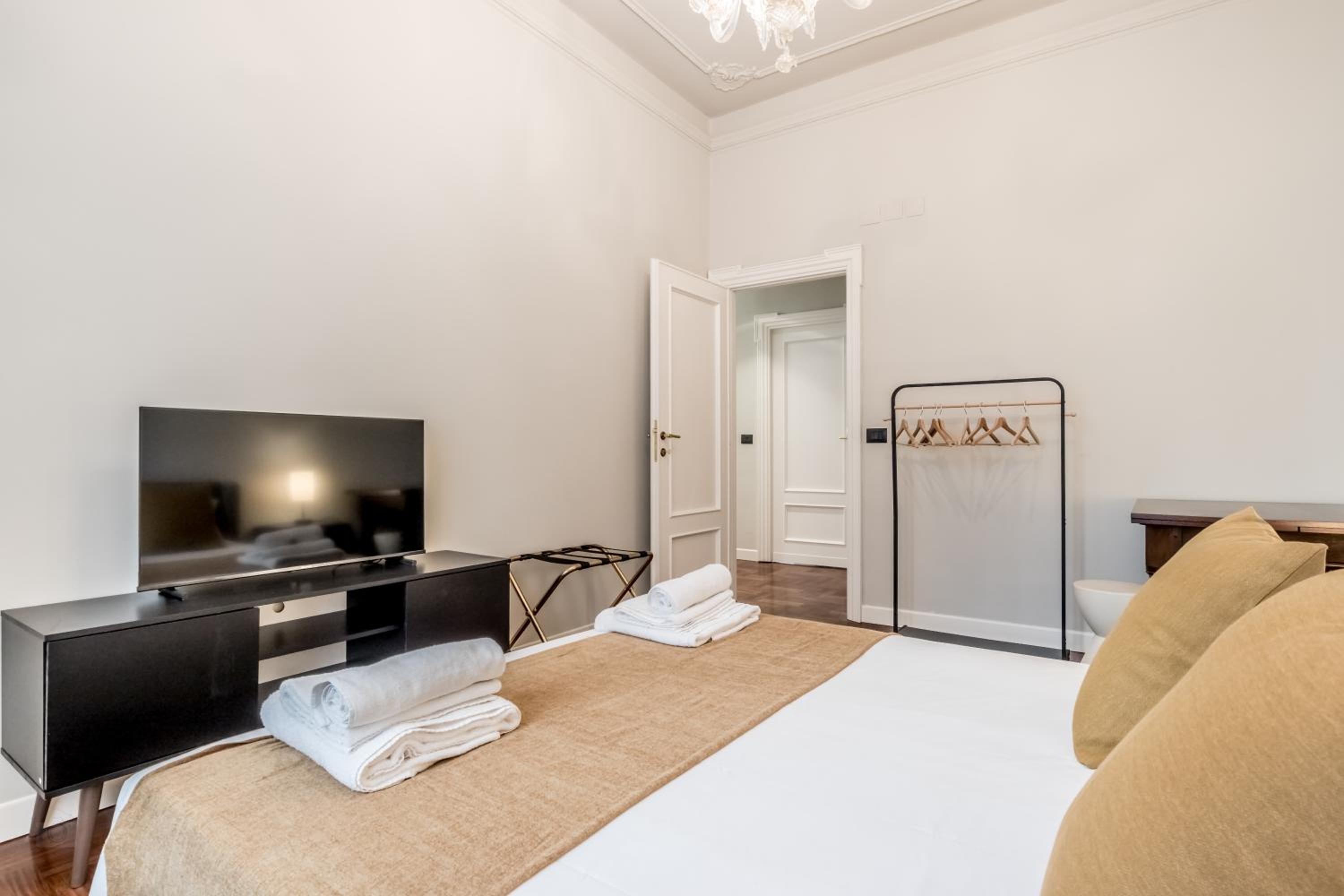 BBHOME Eleganza e comfort unico in San Giovanni district