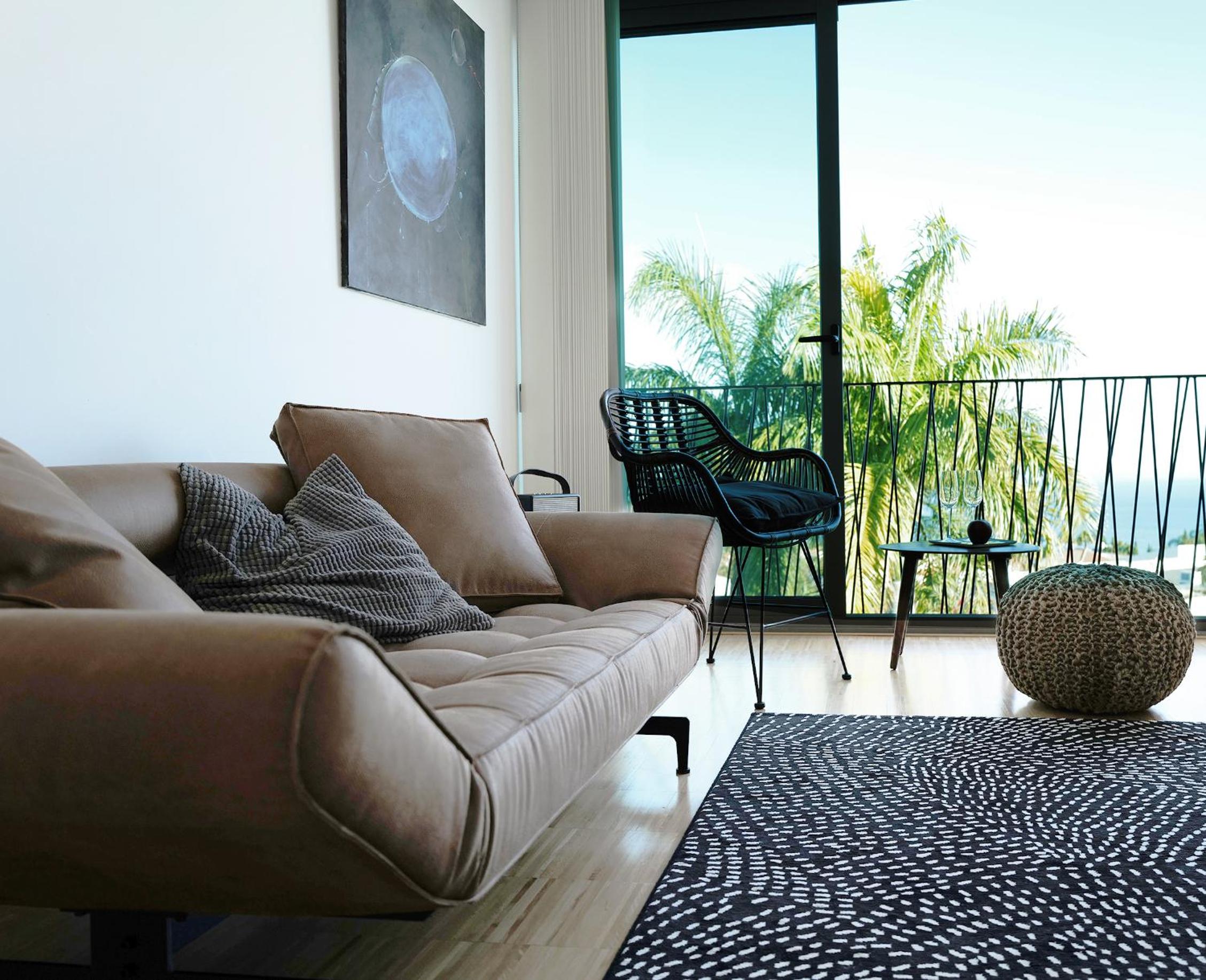FEEL GOOD Ferienapartment mit Meerblick und Pool