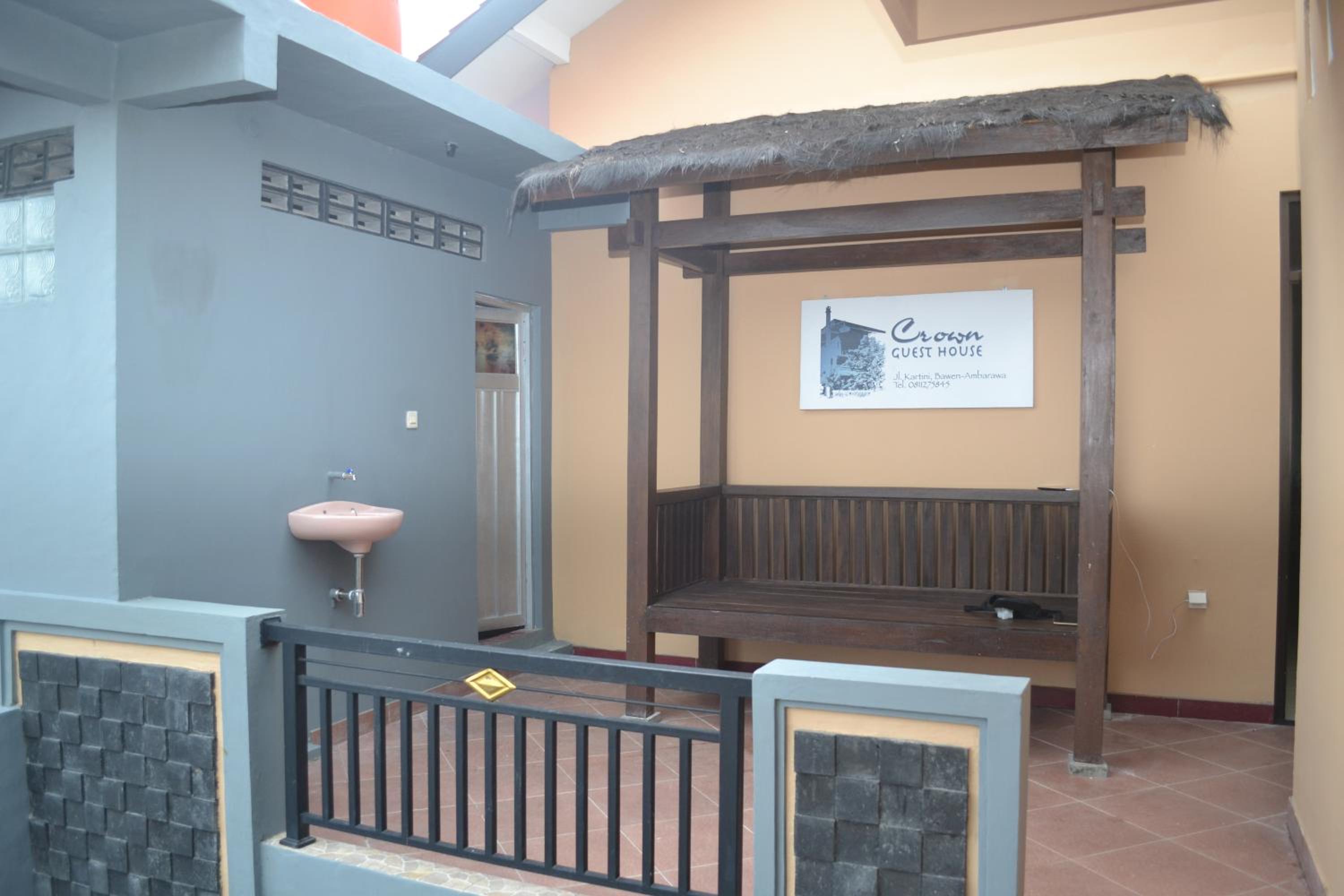 Crown Guest House, photo 37