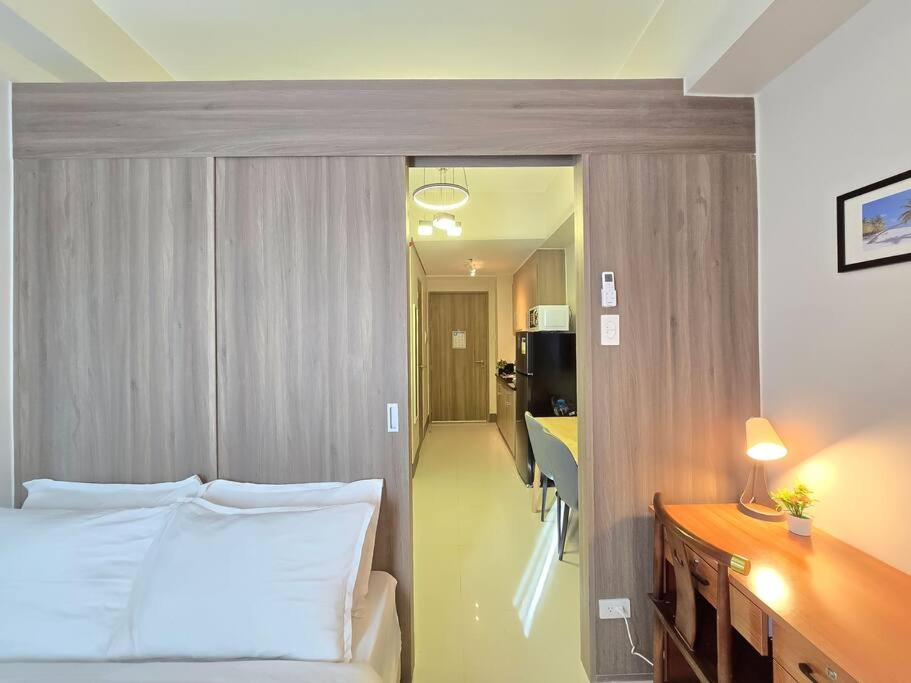1BR Condotel with Balcony at FAME Residences #FM63 view 3