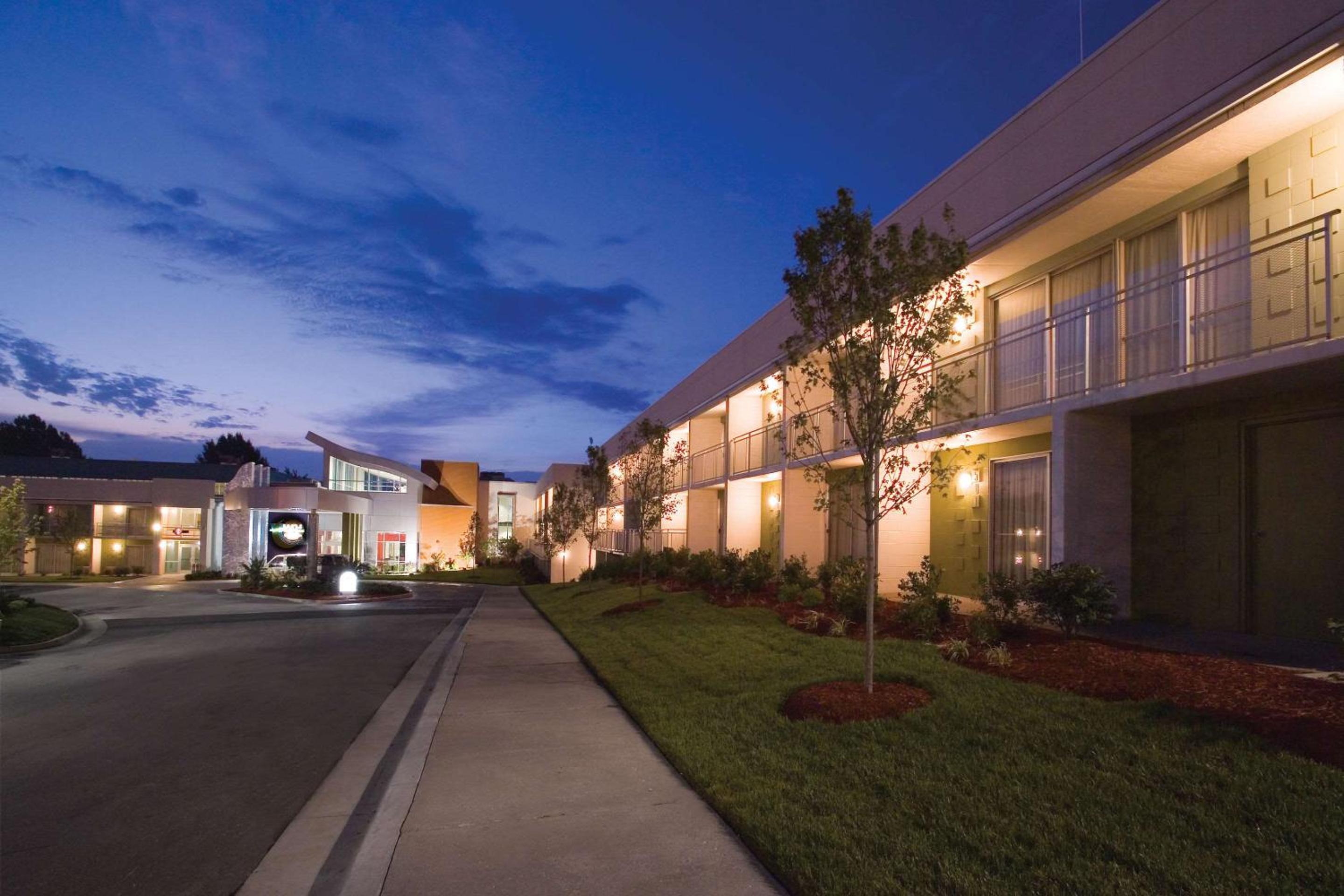 Oasis Hotel and Conv Center, an Ascend Collection Hotel