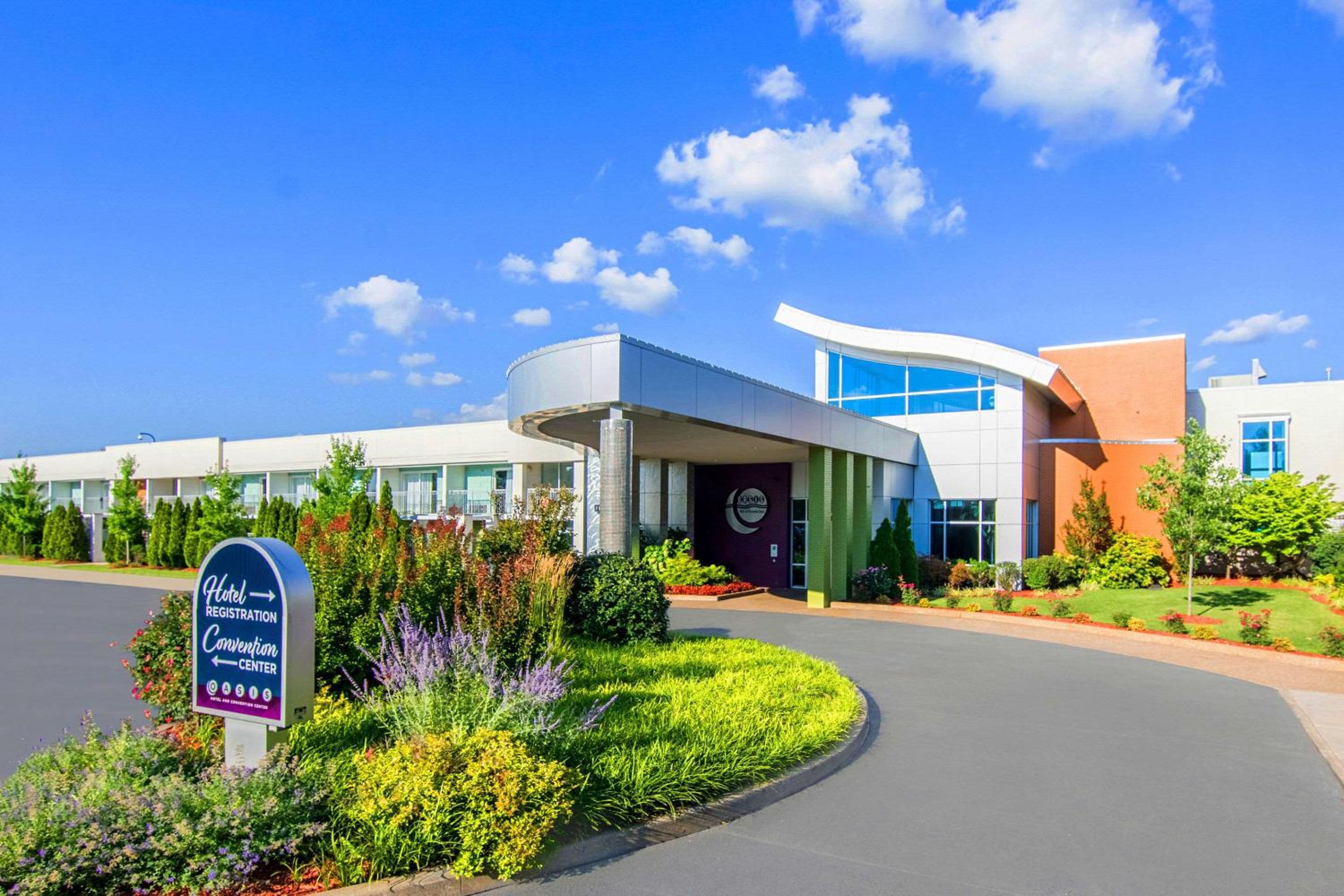Oasis Hotel and Conv Center, an Ascend Collection Hotel