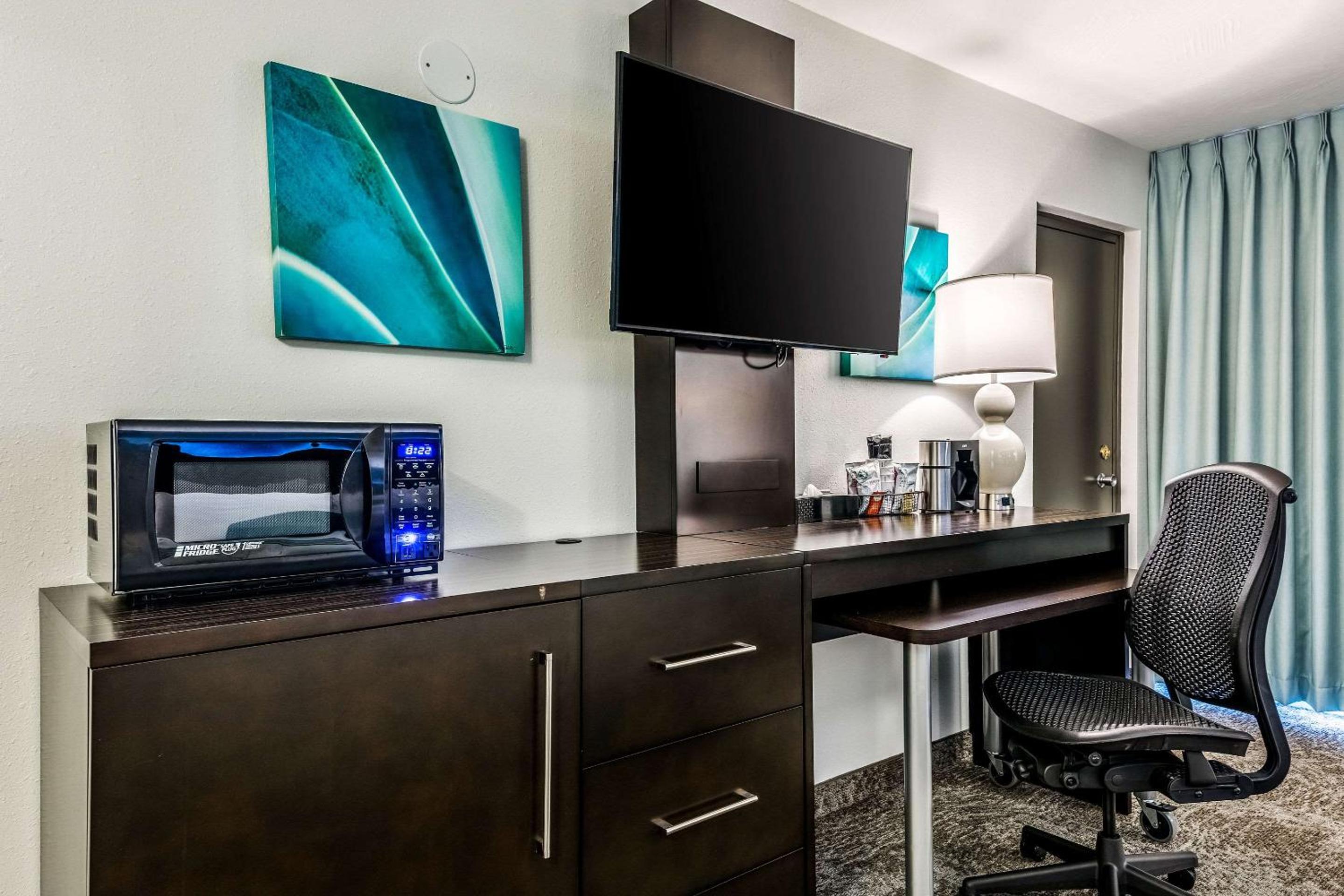 Oasis Hotel and Conv Center, an Ascend Collection Hotel