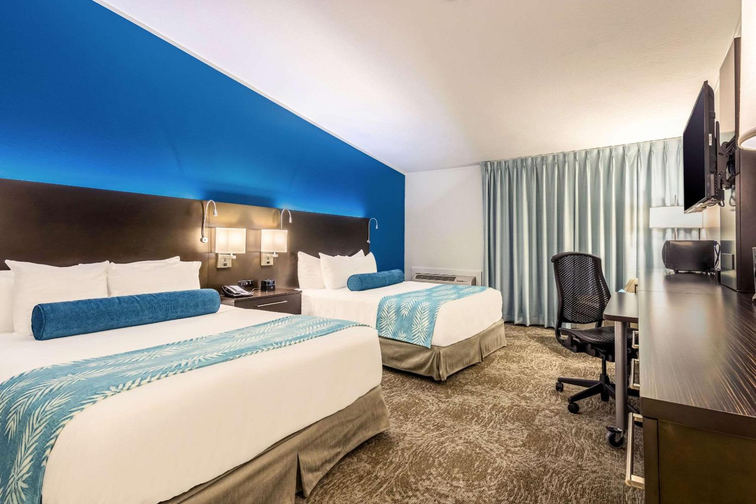 Oasis Hotel and Conv Center, an Ascend Collection Hotel