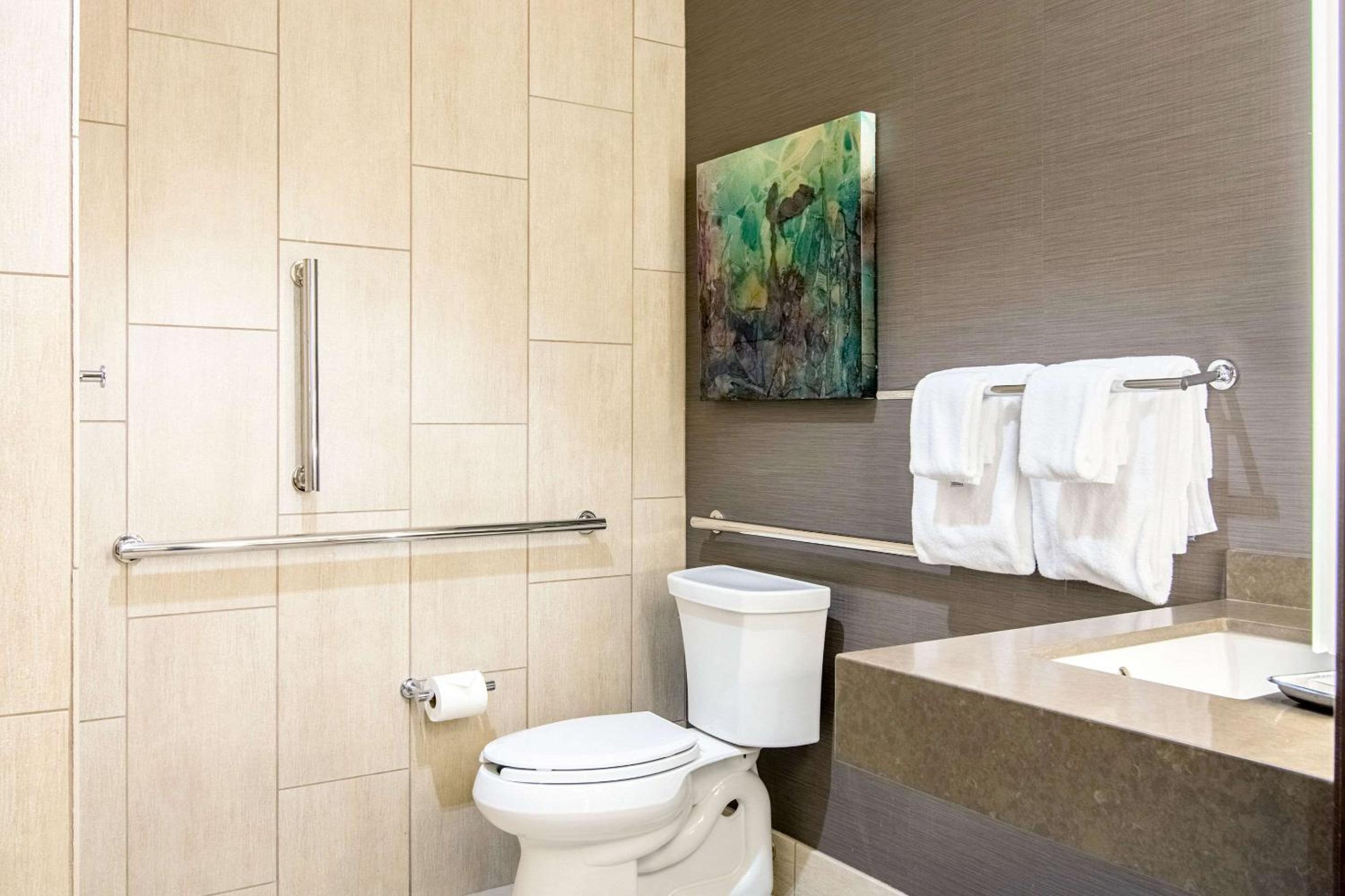 Oasis Hotel and Conv Center, an Ascend Collection Hotel