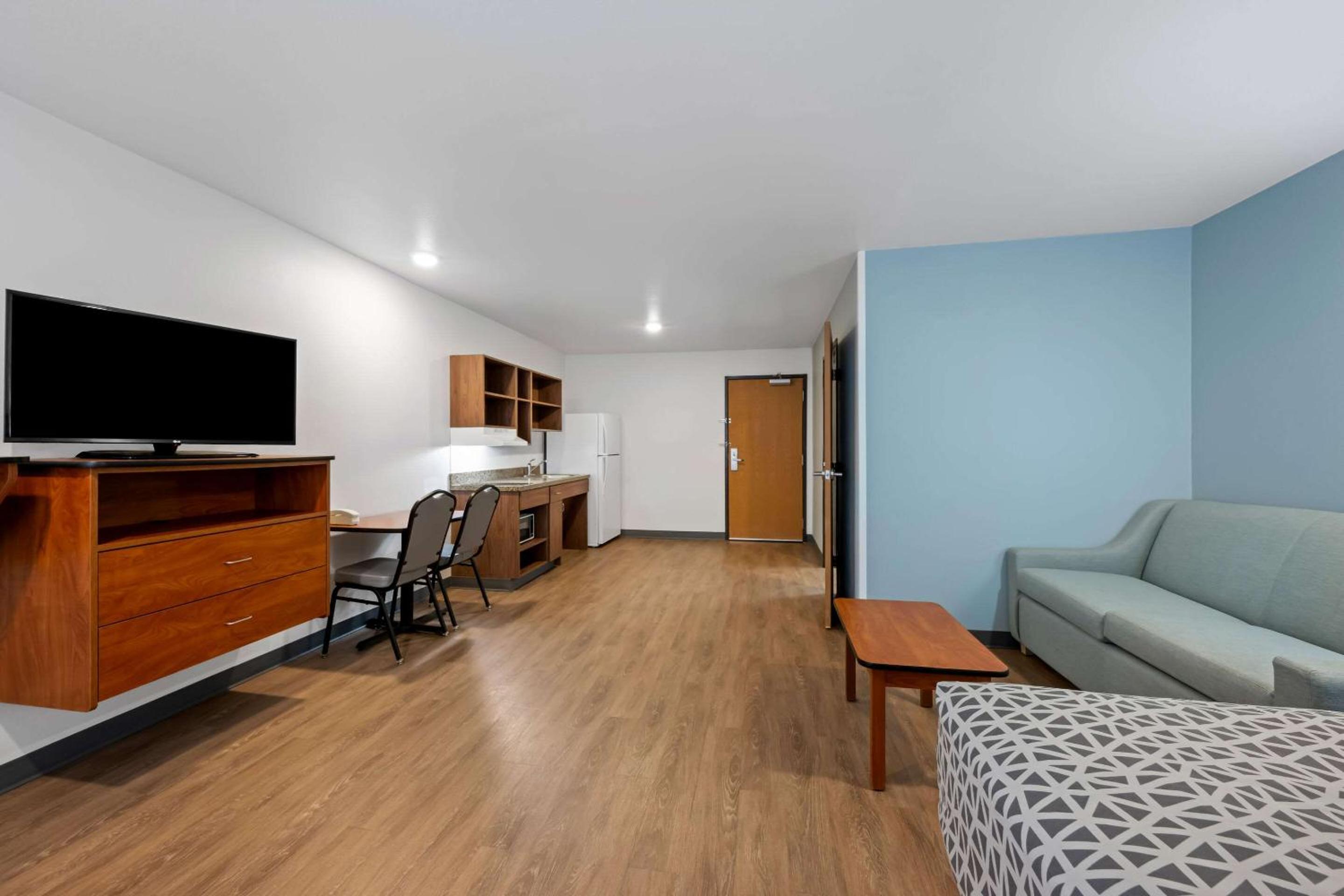 WoodSpring Suites Hobbs
