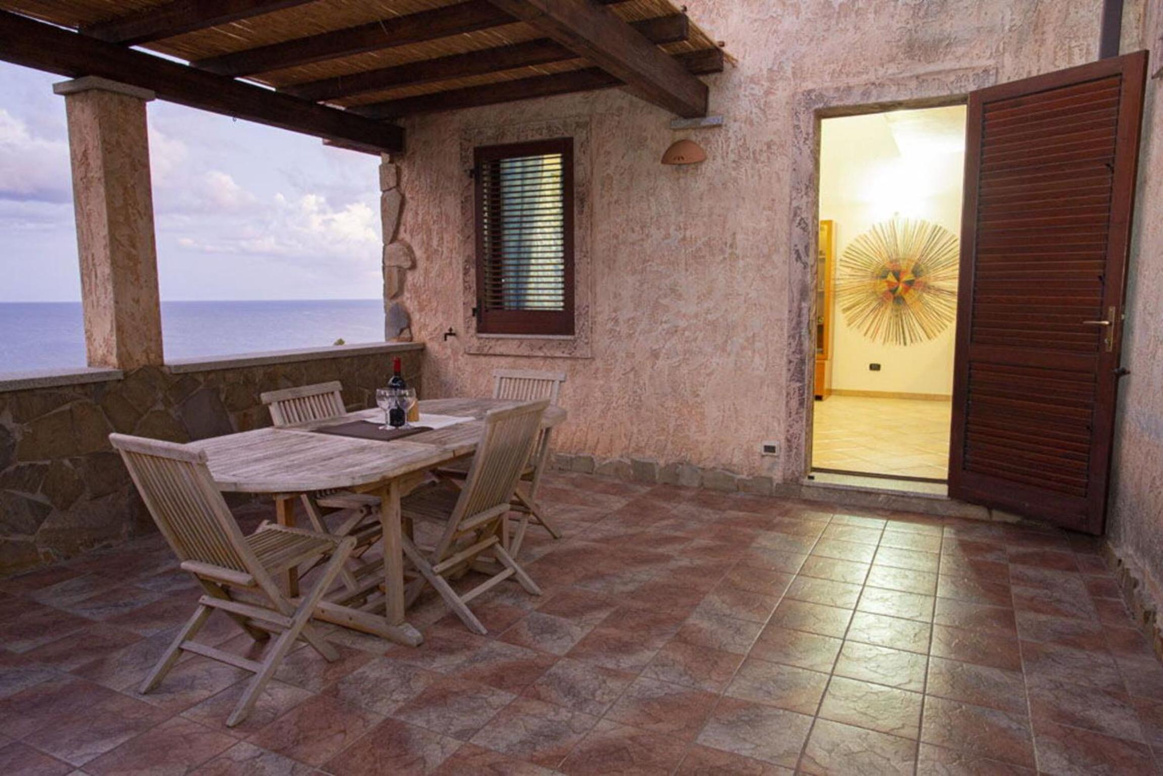 Villino Trilocale Apartments Seaside view 3