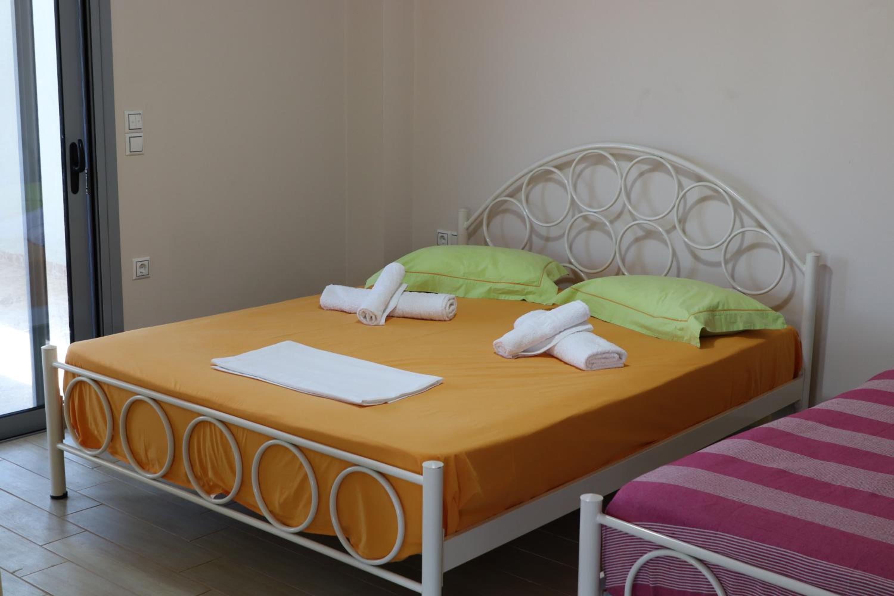 Makarounis Athanasios Apartments
