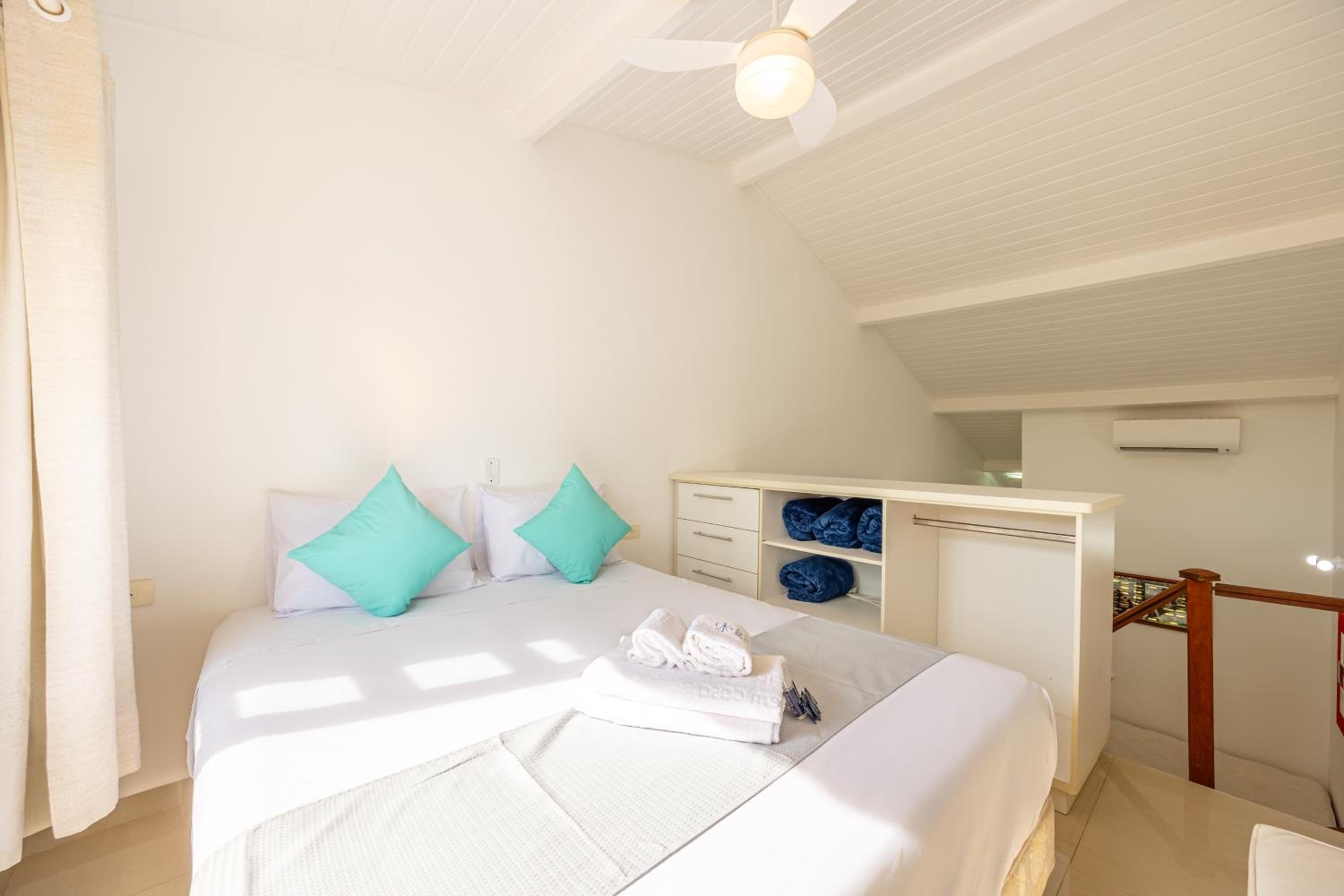 Lindo Loft na Praia de Barra do Una à beira do Rio