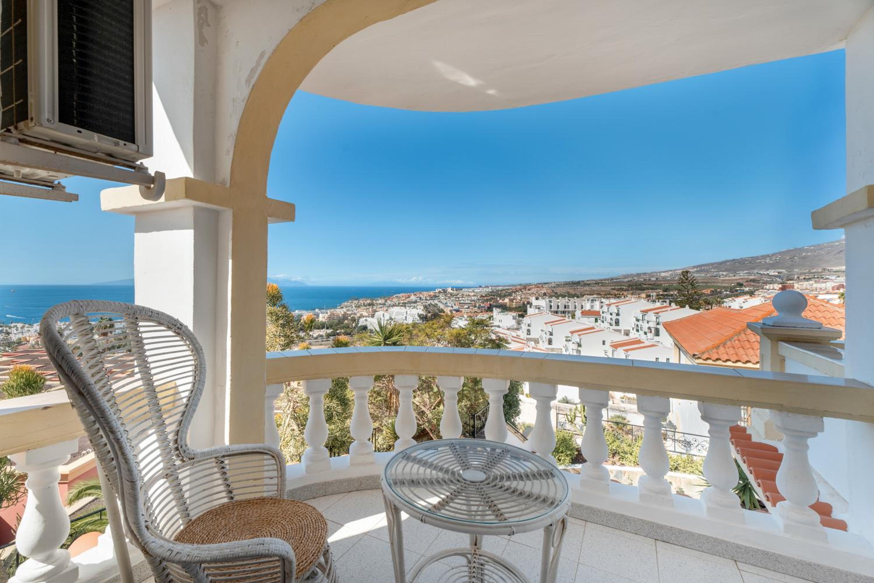 Exclusive Las Americas property
