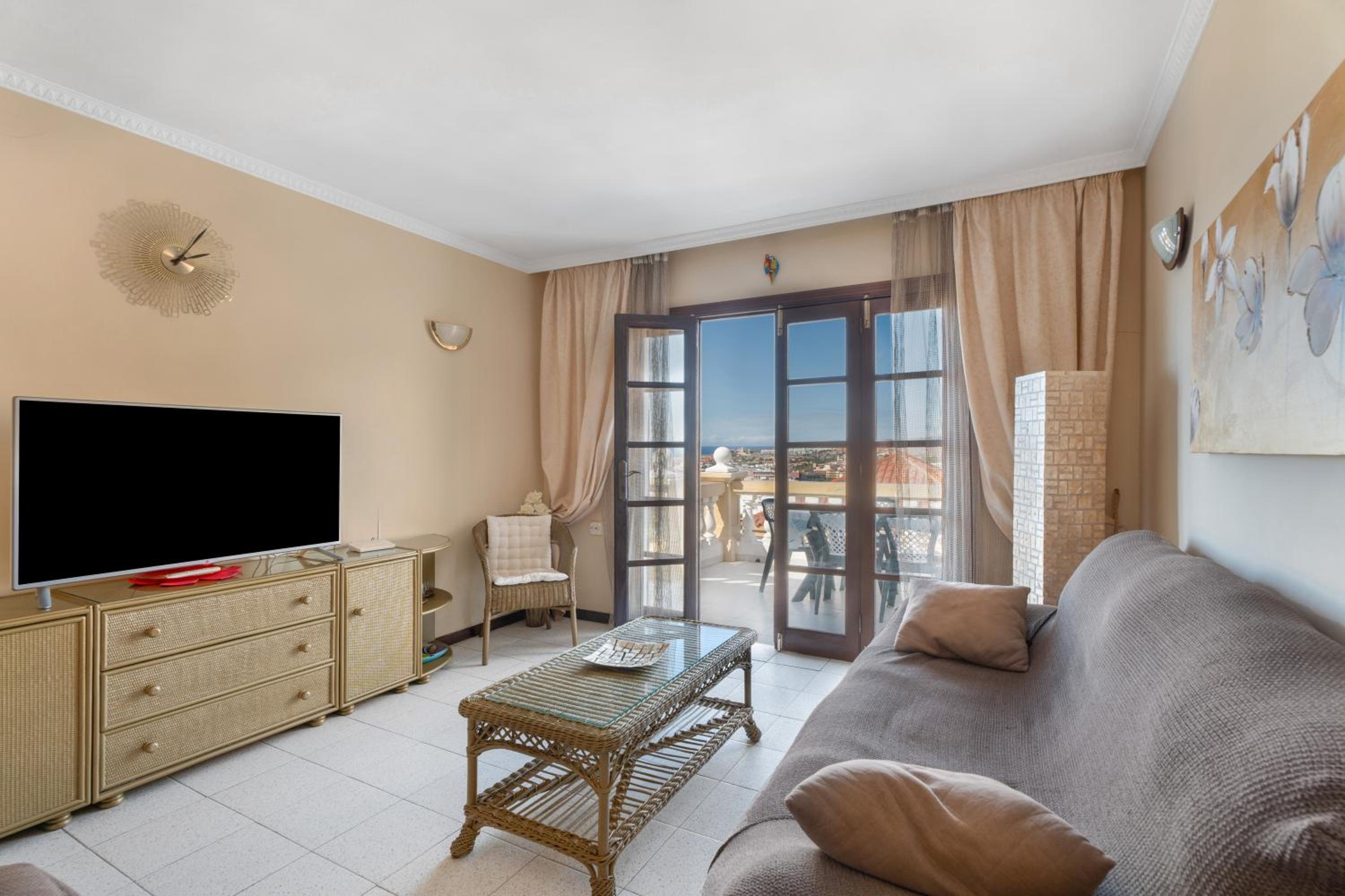 Exclusive Las Americas property