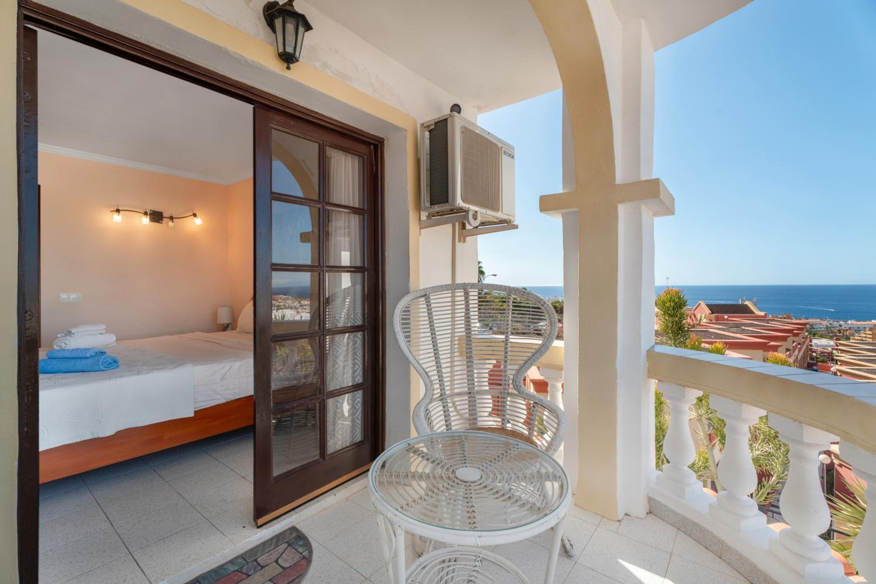 Exclusive Las Americas property