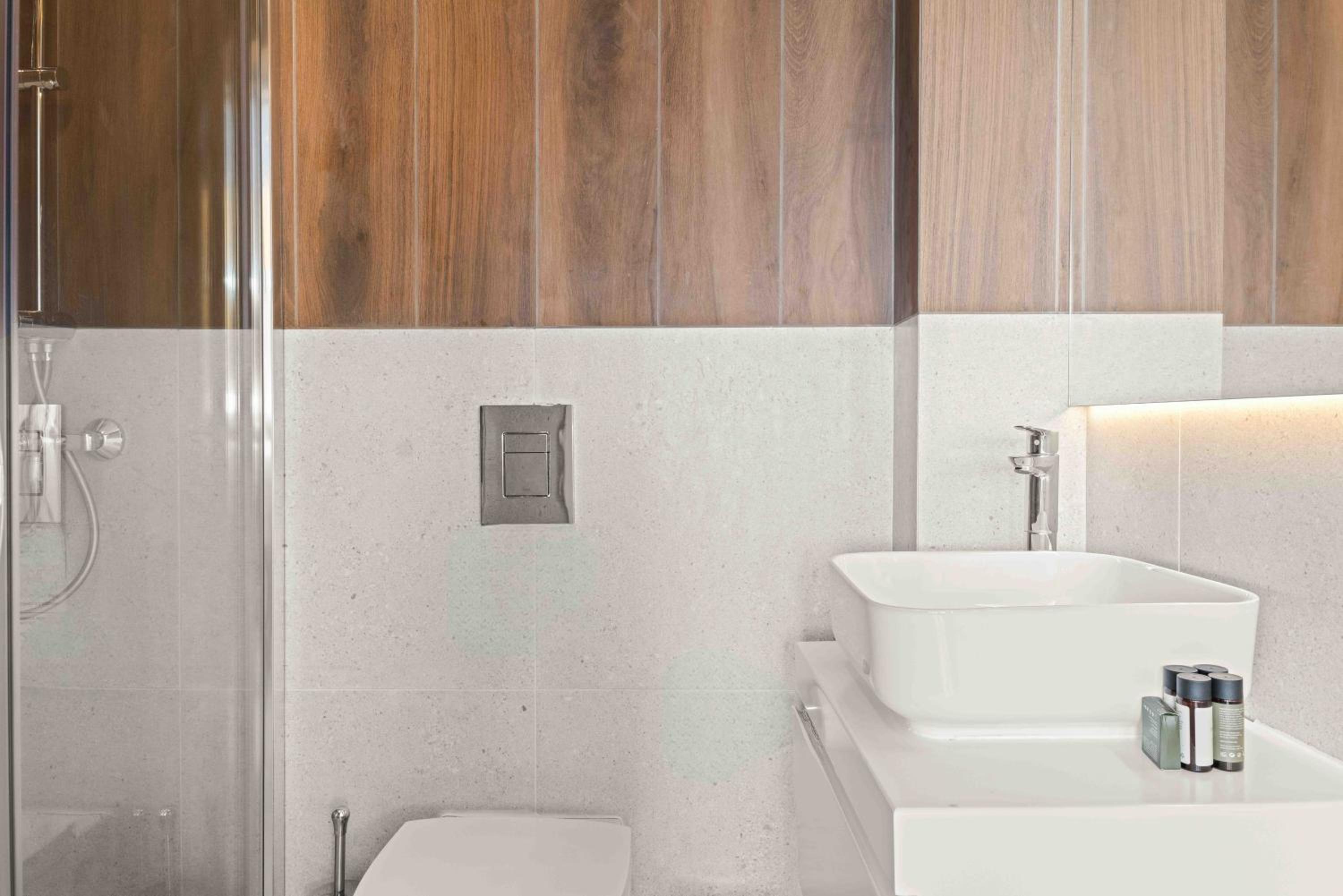 Phaedrus Living: Limassol Seaside Residences 01