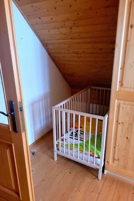 Domov na horách - Krkonoše - horký sud, pergola, dětské hřiště - celý dům