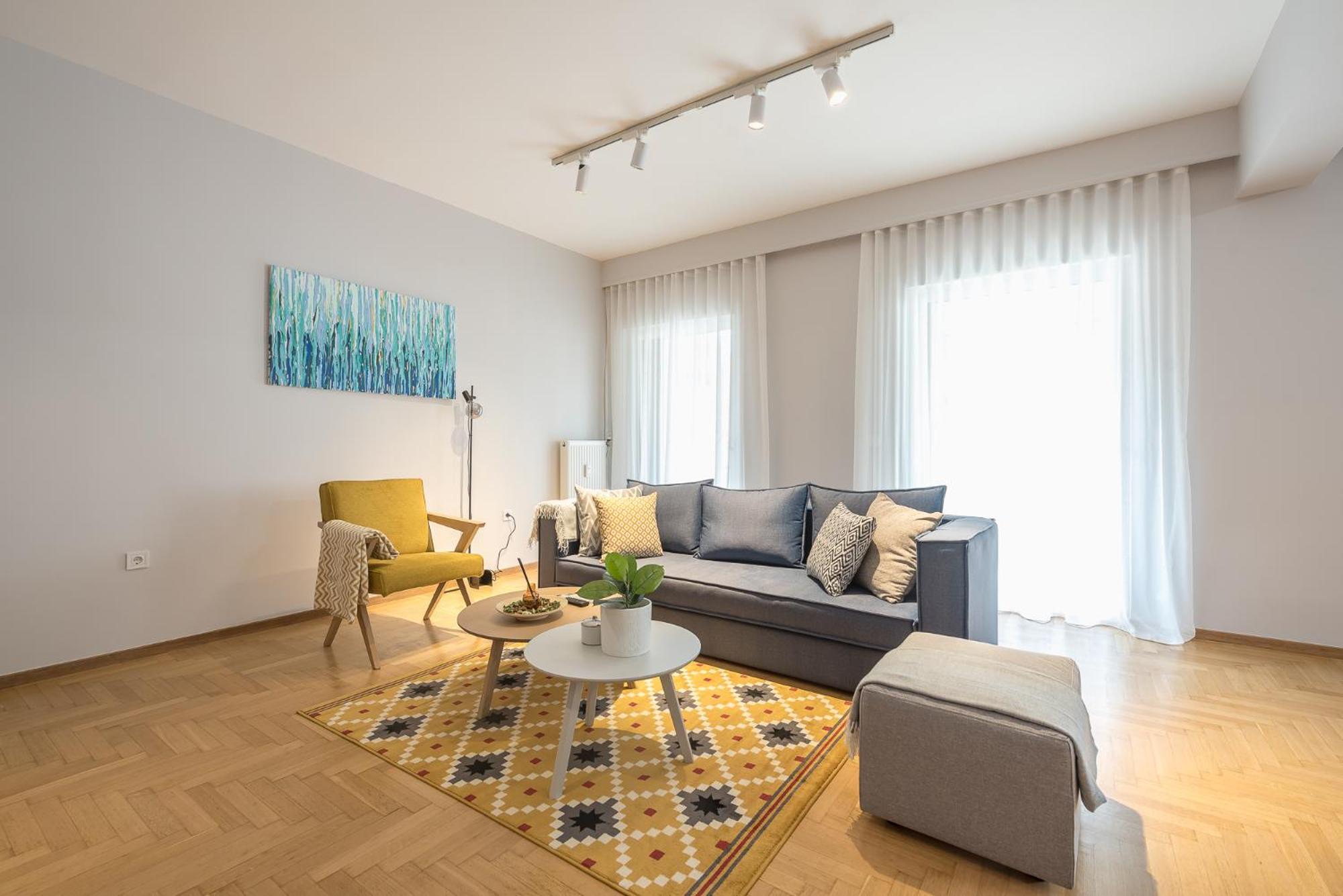 Luxury Athens Living 3BR with Balcony photo 4