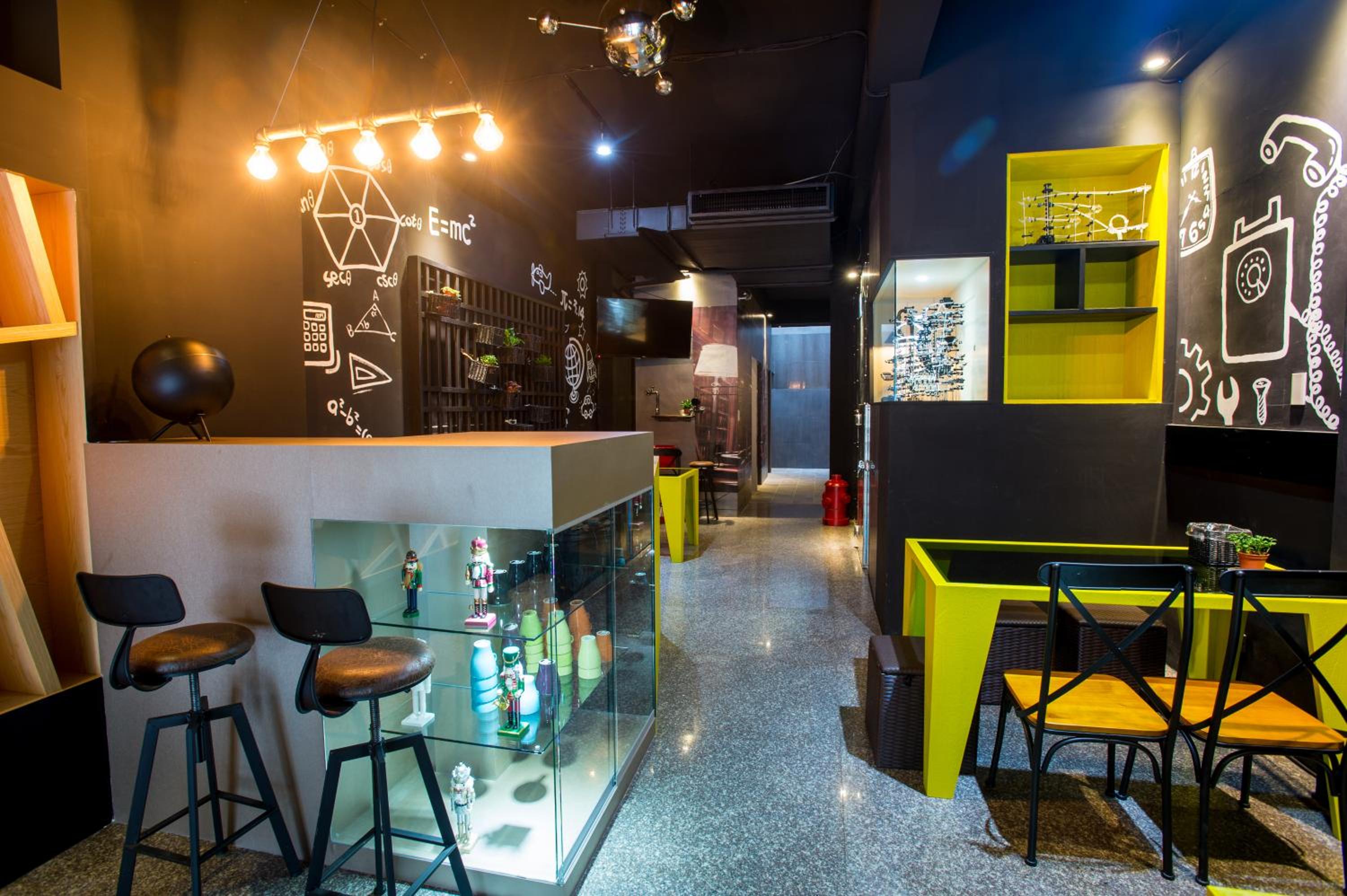 lounge