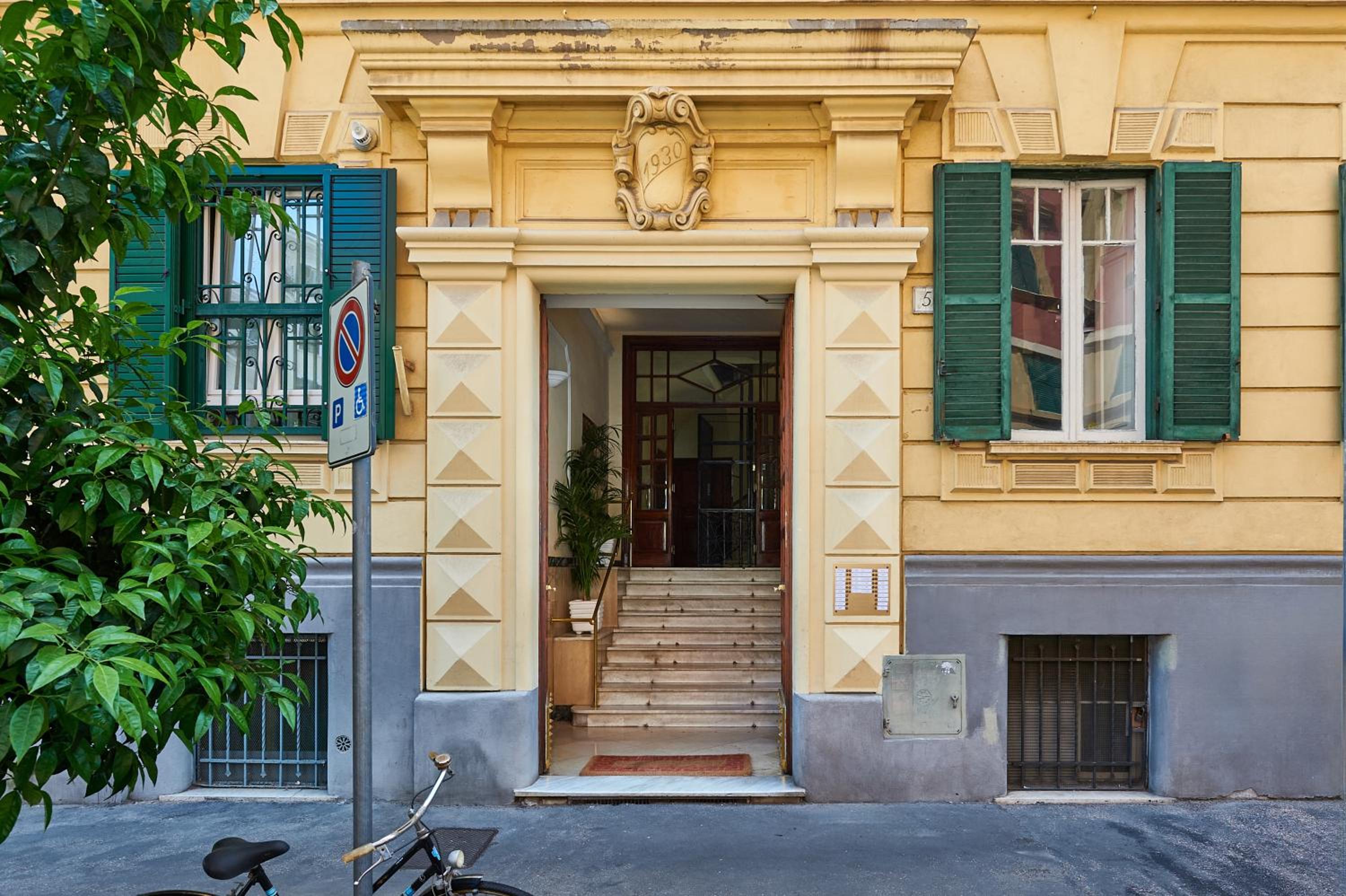 Vatican Lante Suite
