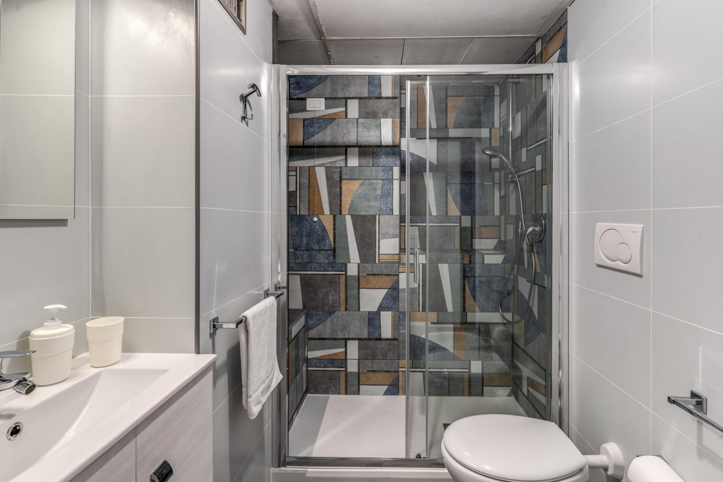 M&L Apartments - Ardesia Colosseo