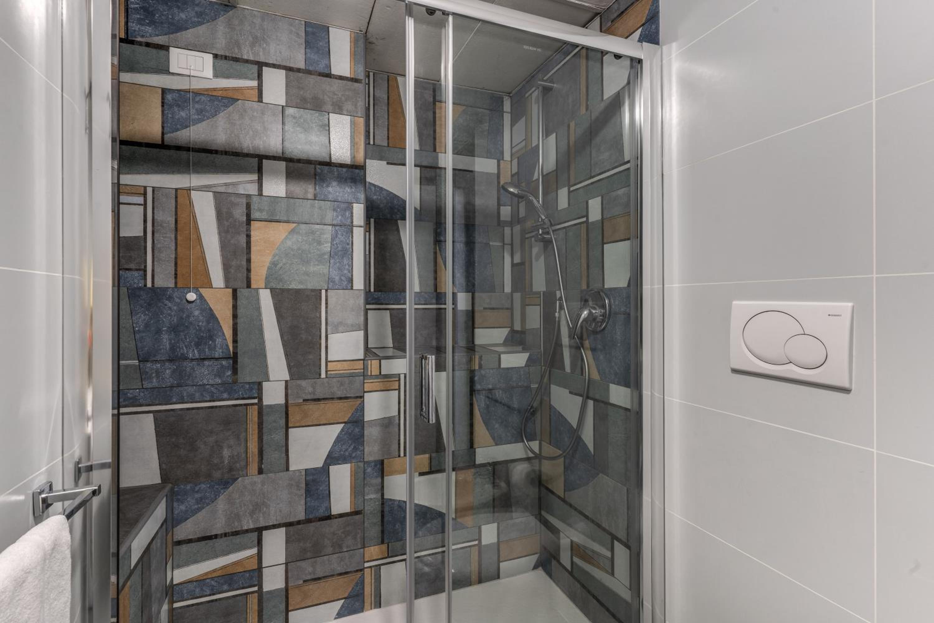 M&L Apartments - Ardesia Colosseo