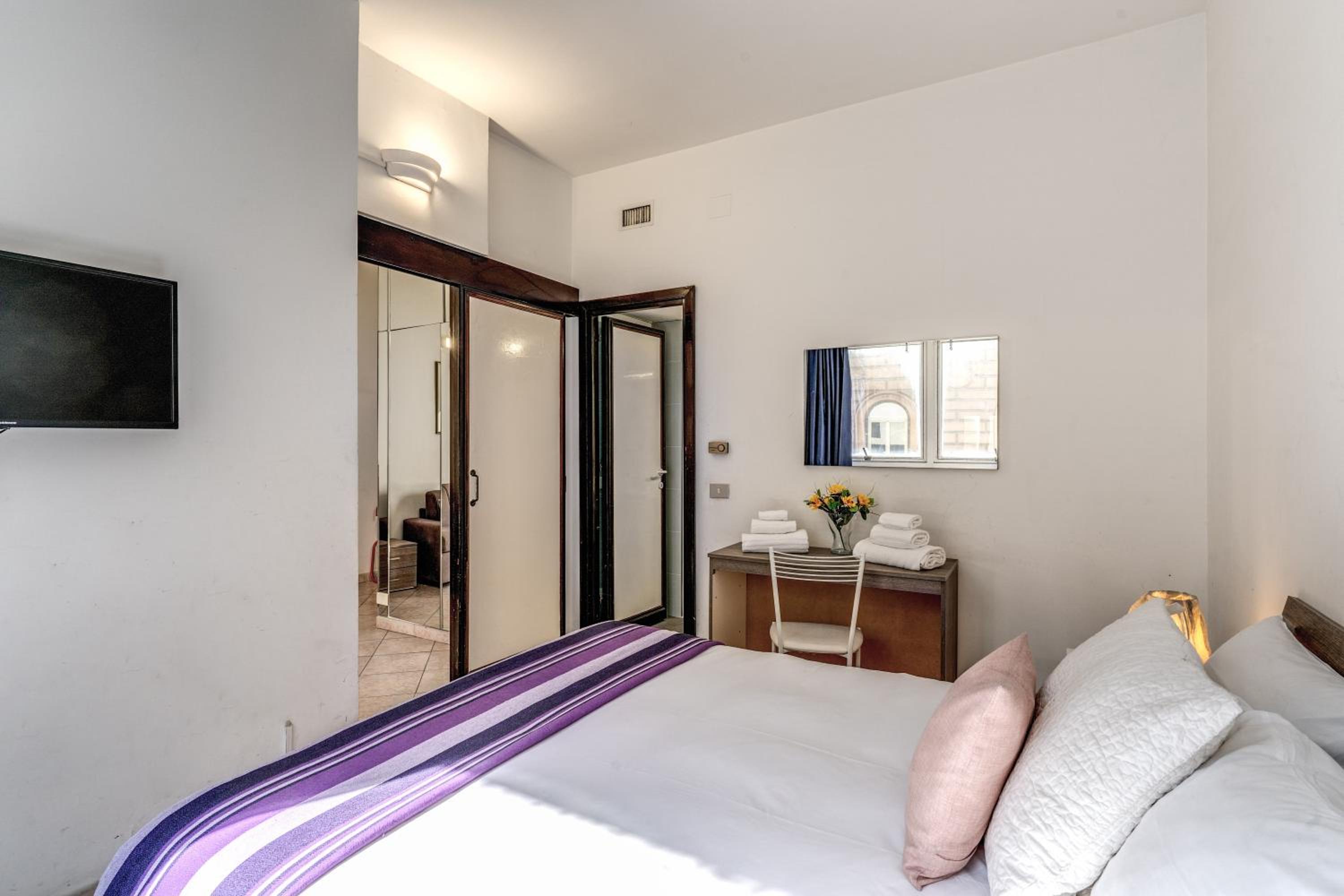 M&L Apartments - Ardesia Colosseo