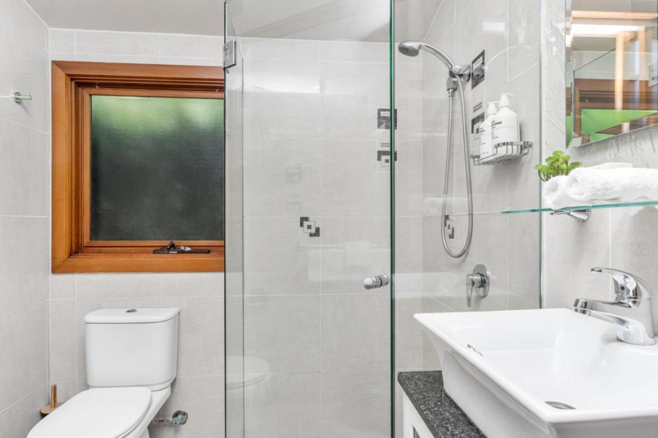 Cape Byron Suite 5 Private Suite with Ensuite