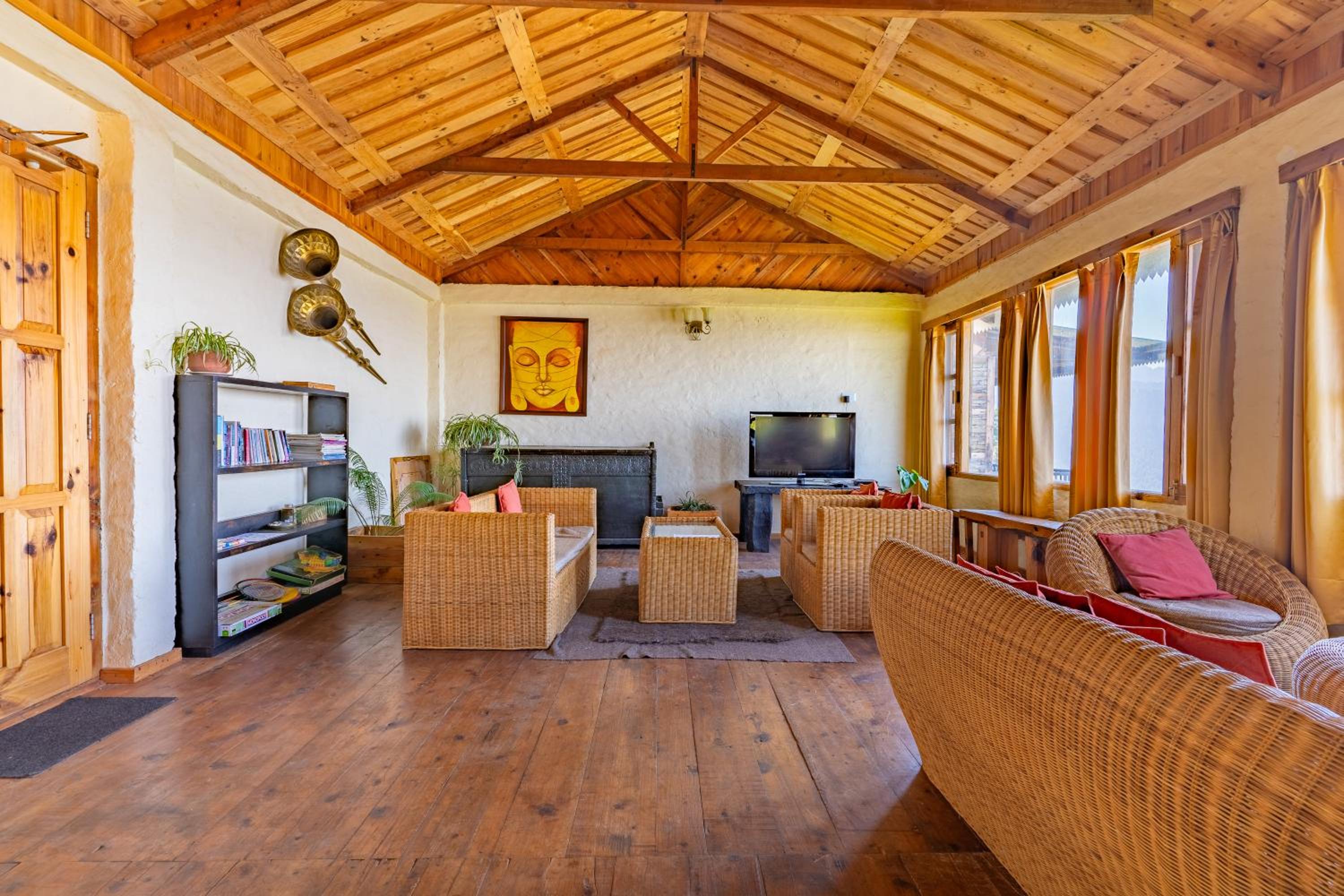Shyamala Orchard - Unique Woodfire Pizza Retreat by Homeyhuts view 4