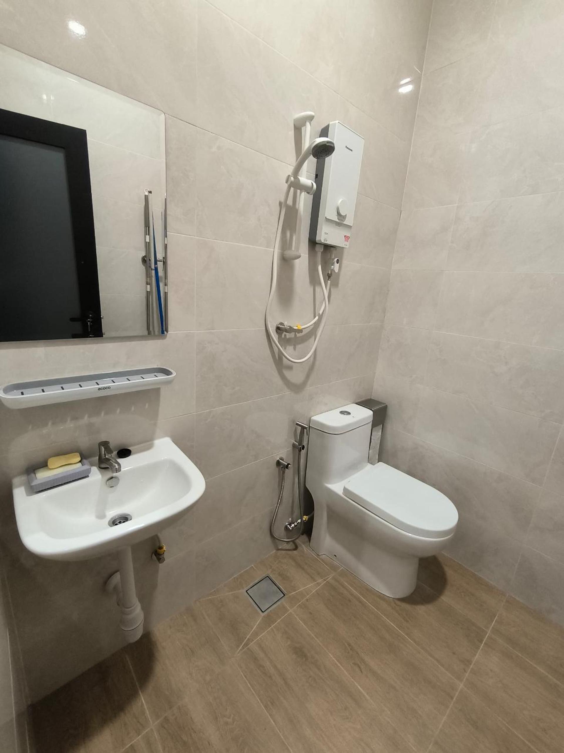 Green Homestay 3Br3Ba at Pinang view 3