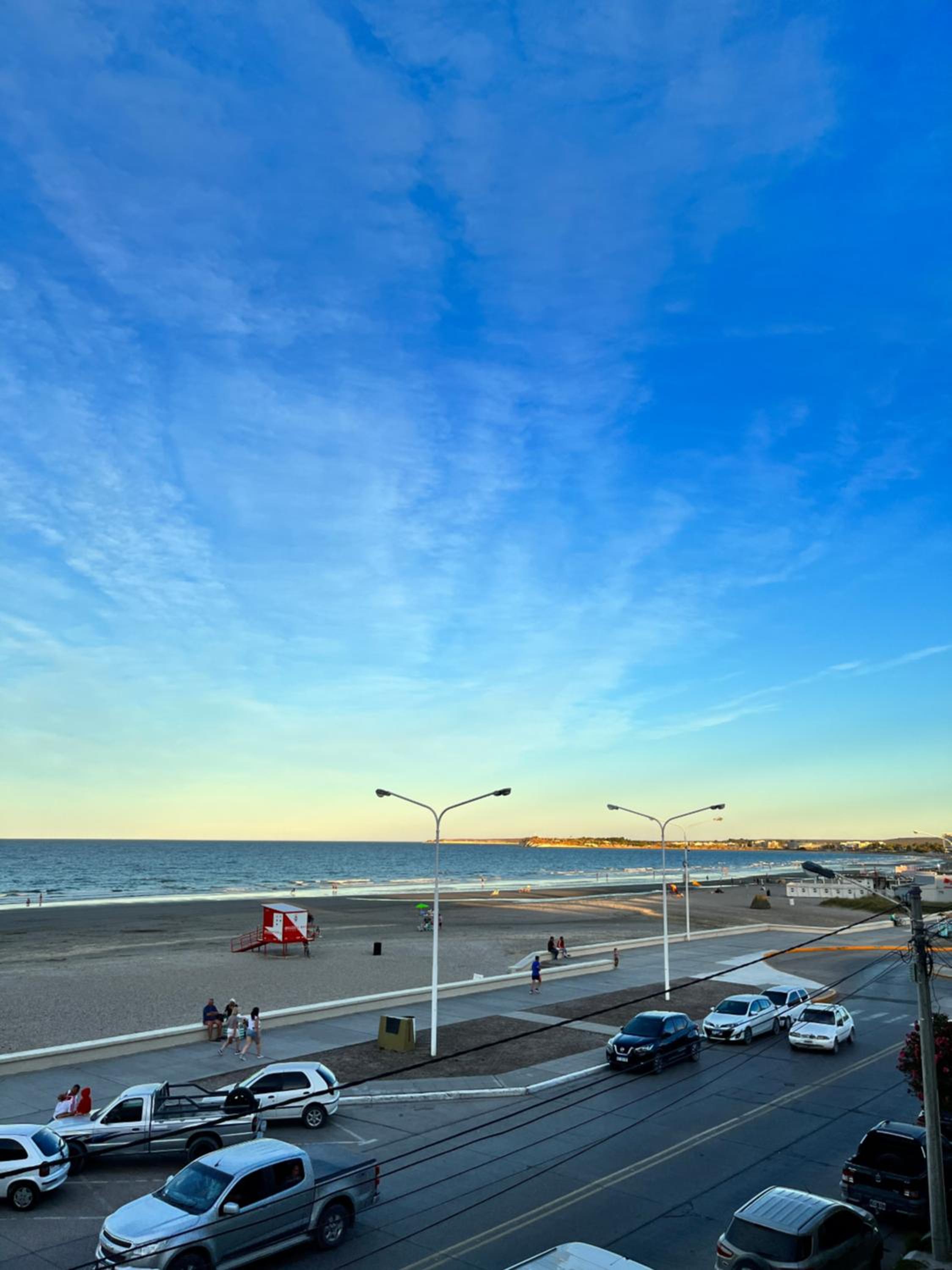 Boulevard 10 - Dúplex FRENTE al mar con balcón