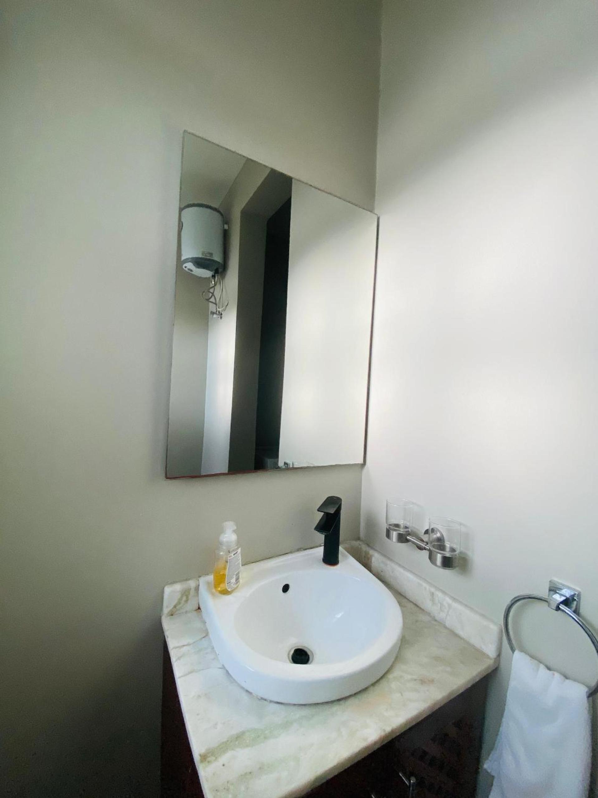 Jacomo Residences