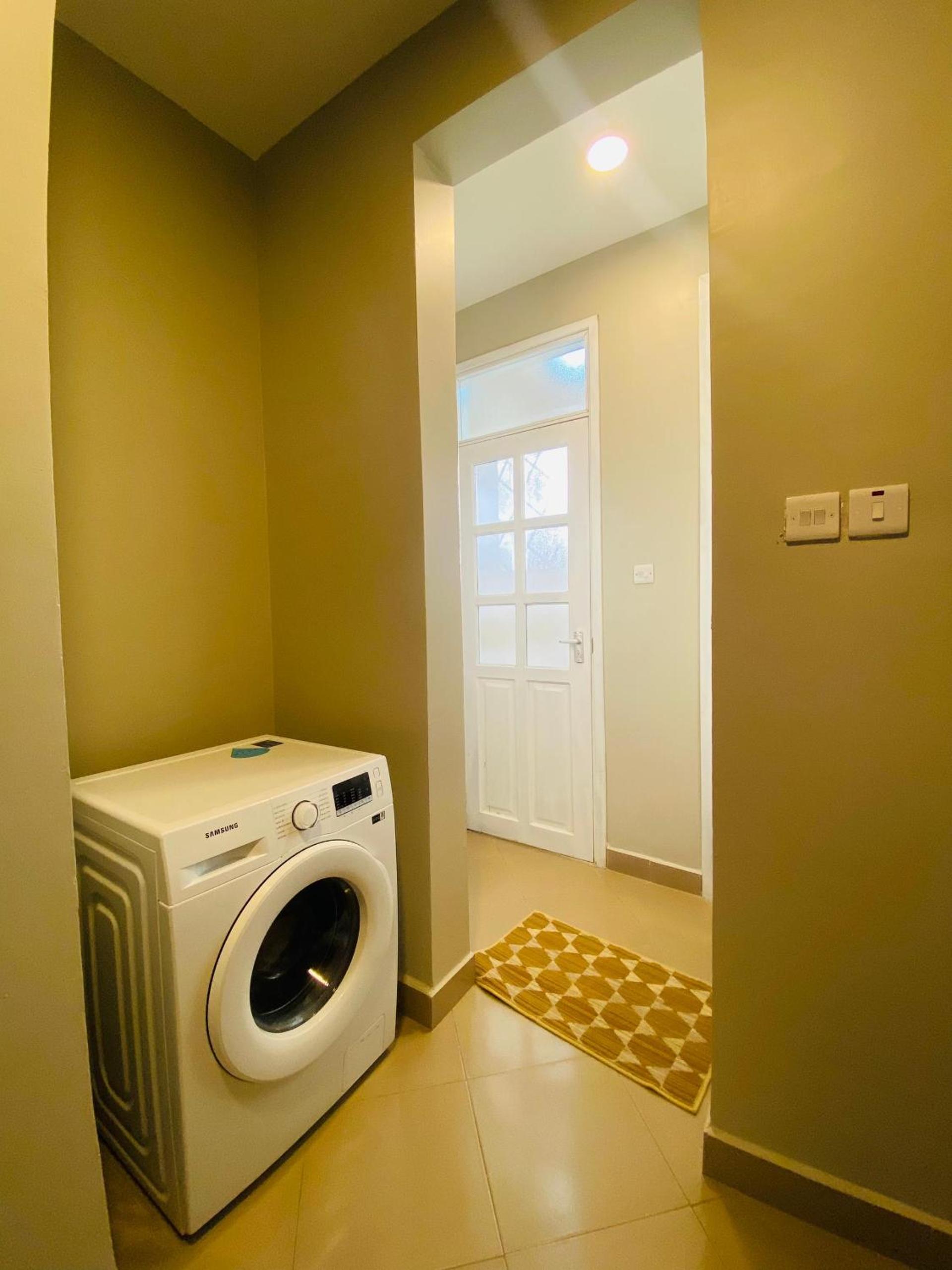 Jacomo Residences