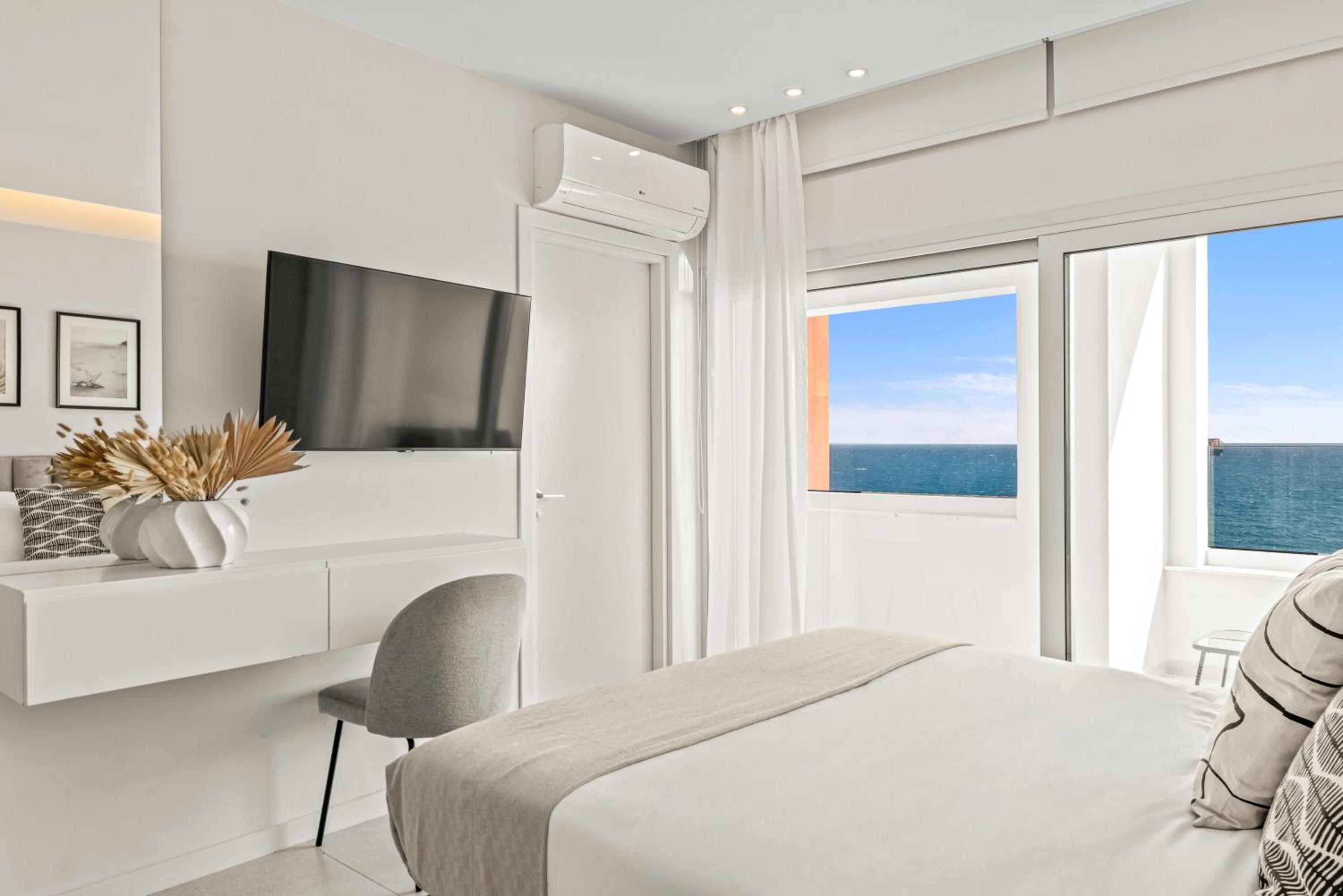 Phaedrus Living: Limassol Seaside Residences 02