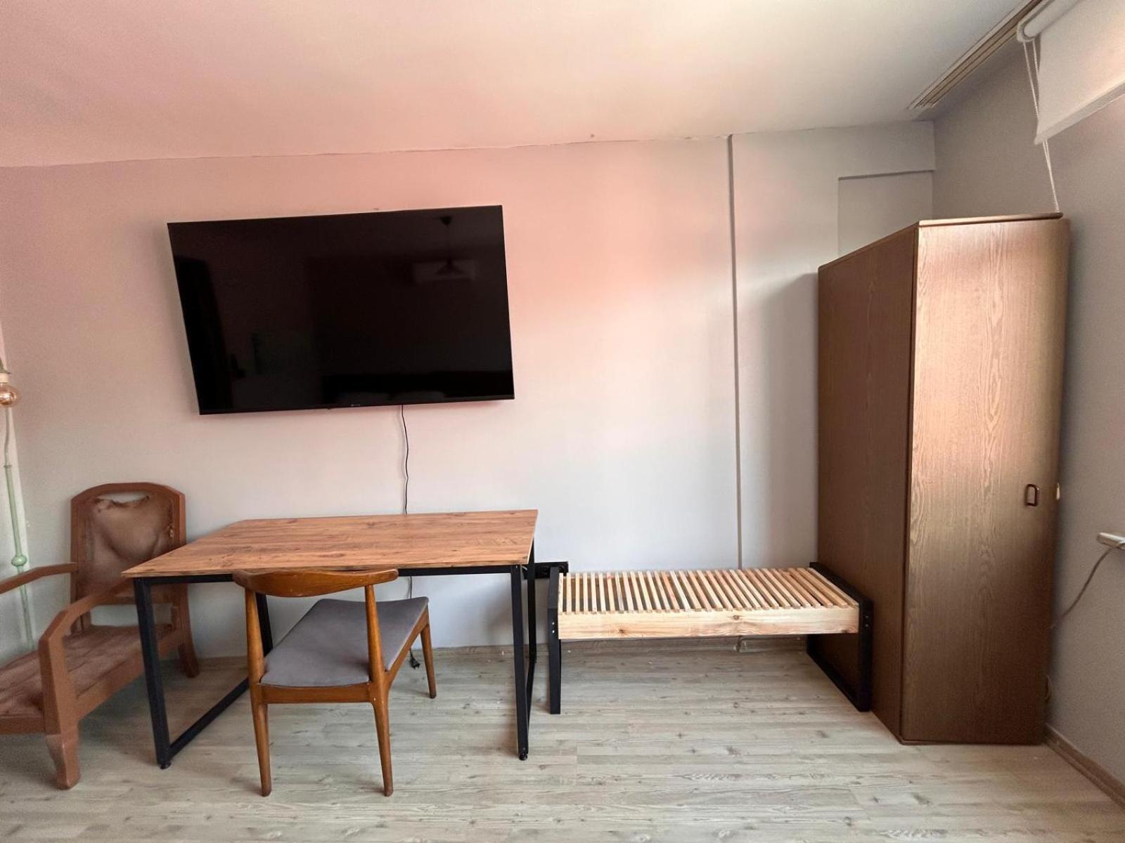 i1 House Hotel