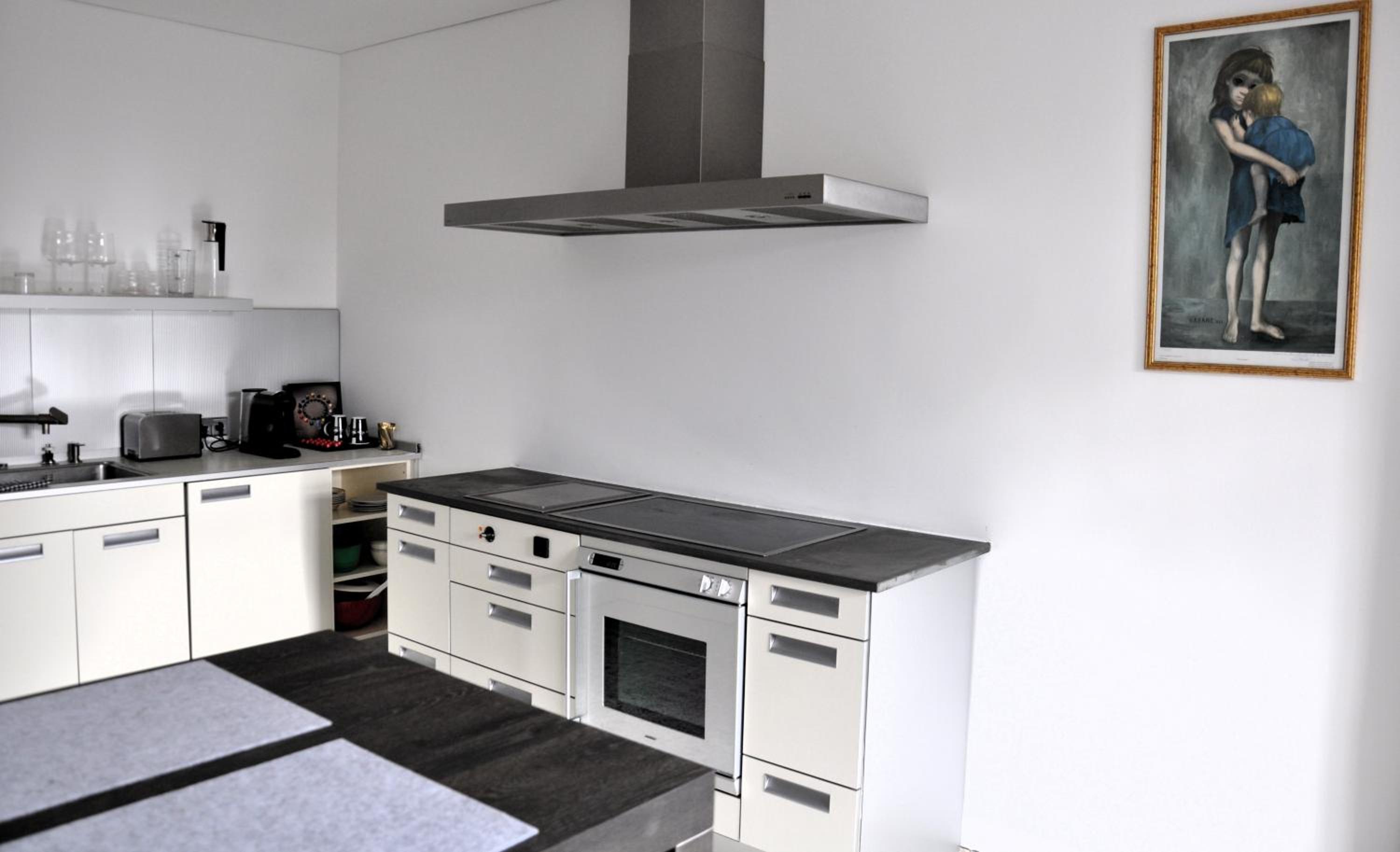 Luxus-Apartment in historischer Villa, Balkon & Lift, Nähe Therme Bad Hall
