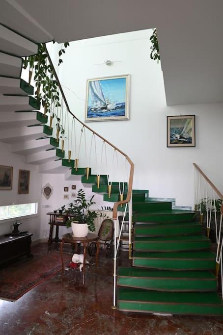 Photo 32