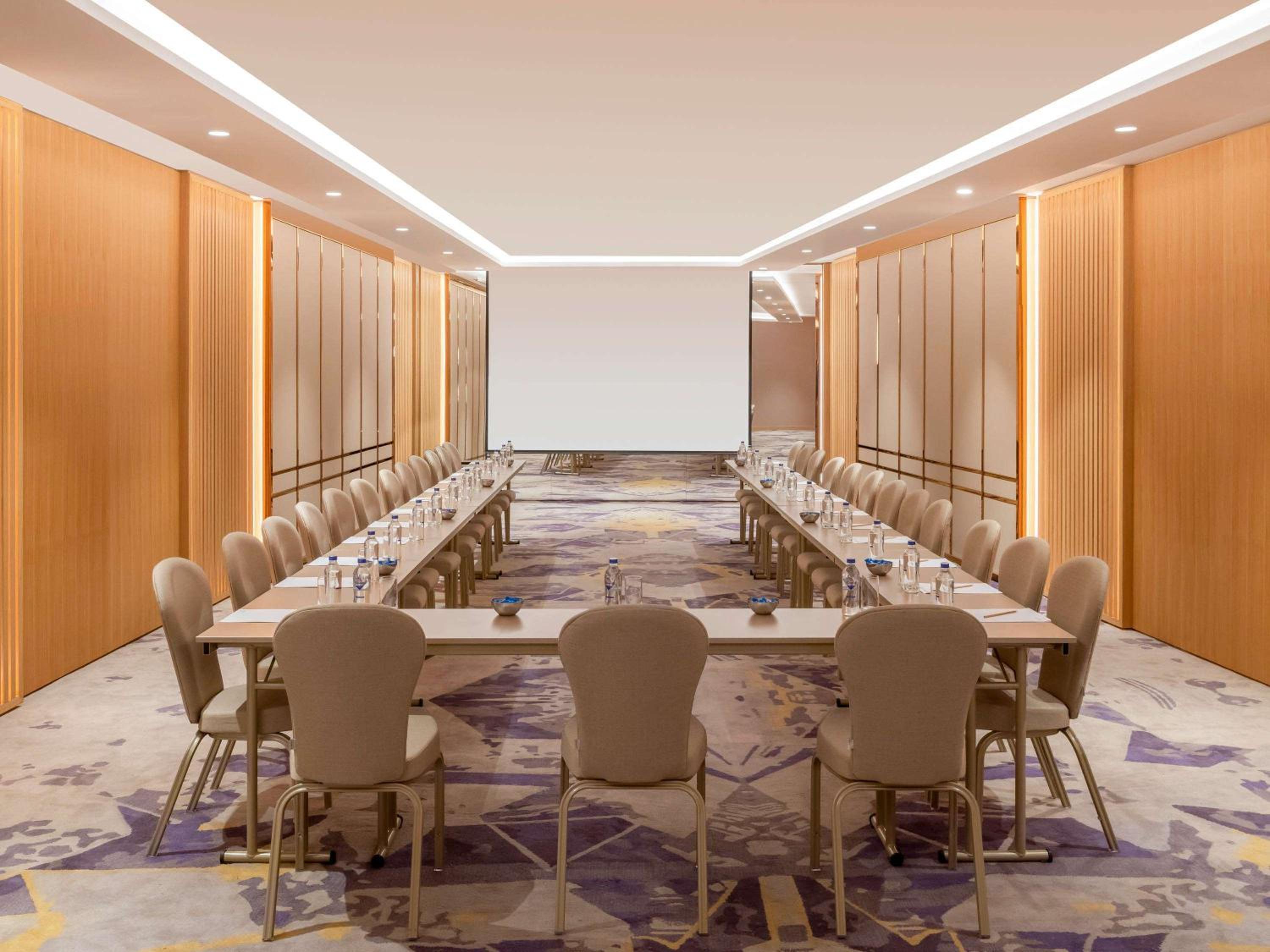 Mövenpick Hotel Istanbul Bosphorus - Image 112