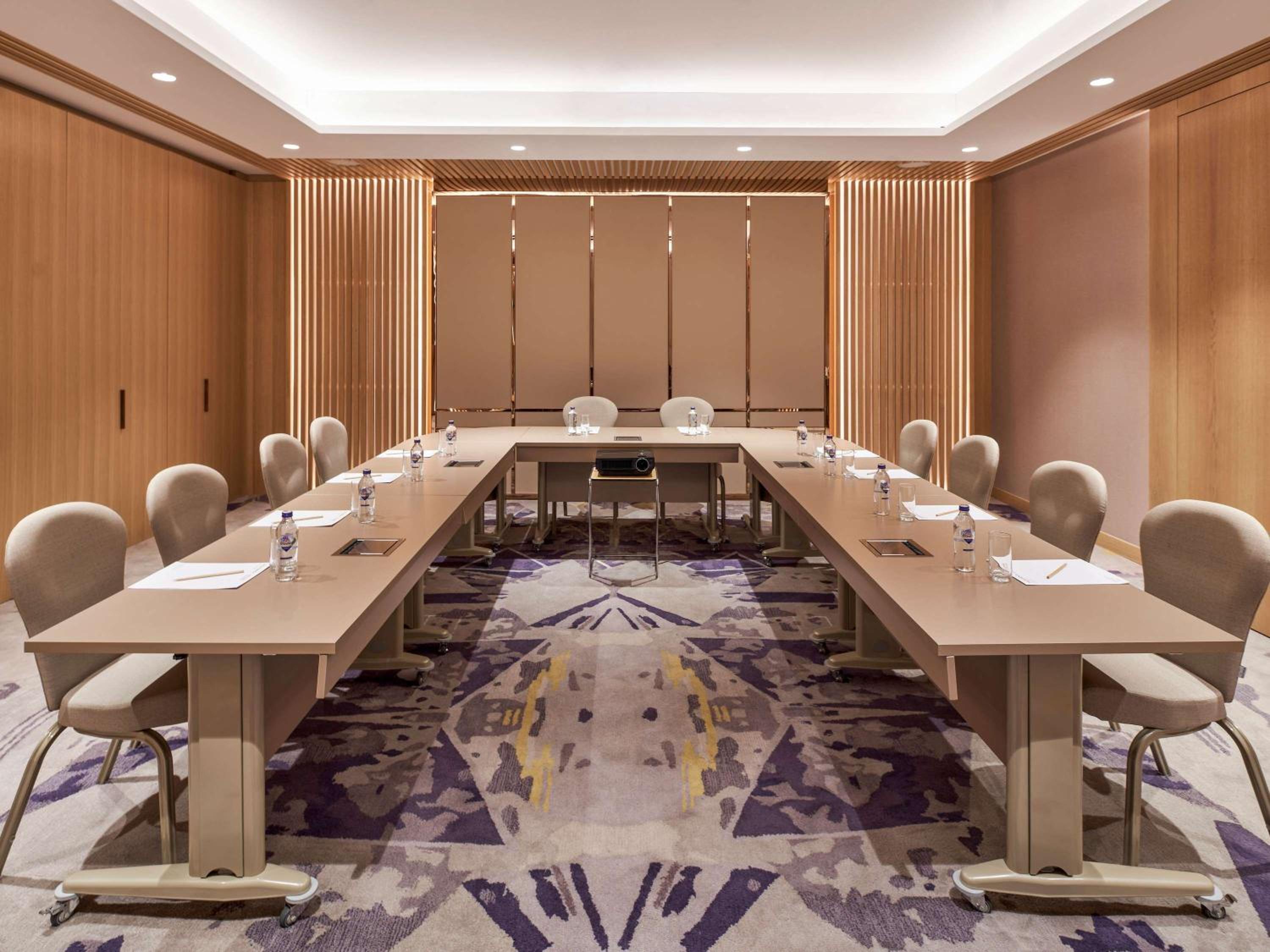 Mövenpick Hotel Istanbul Bosphorus - Image 62