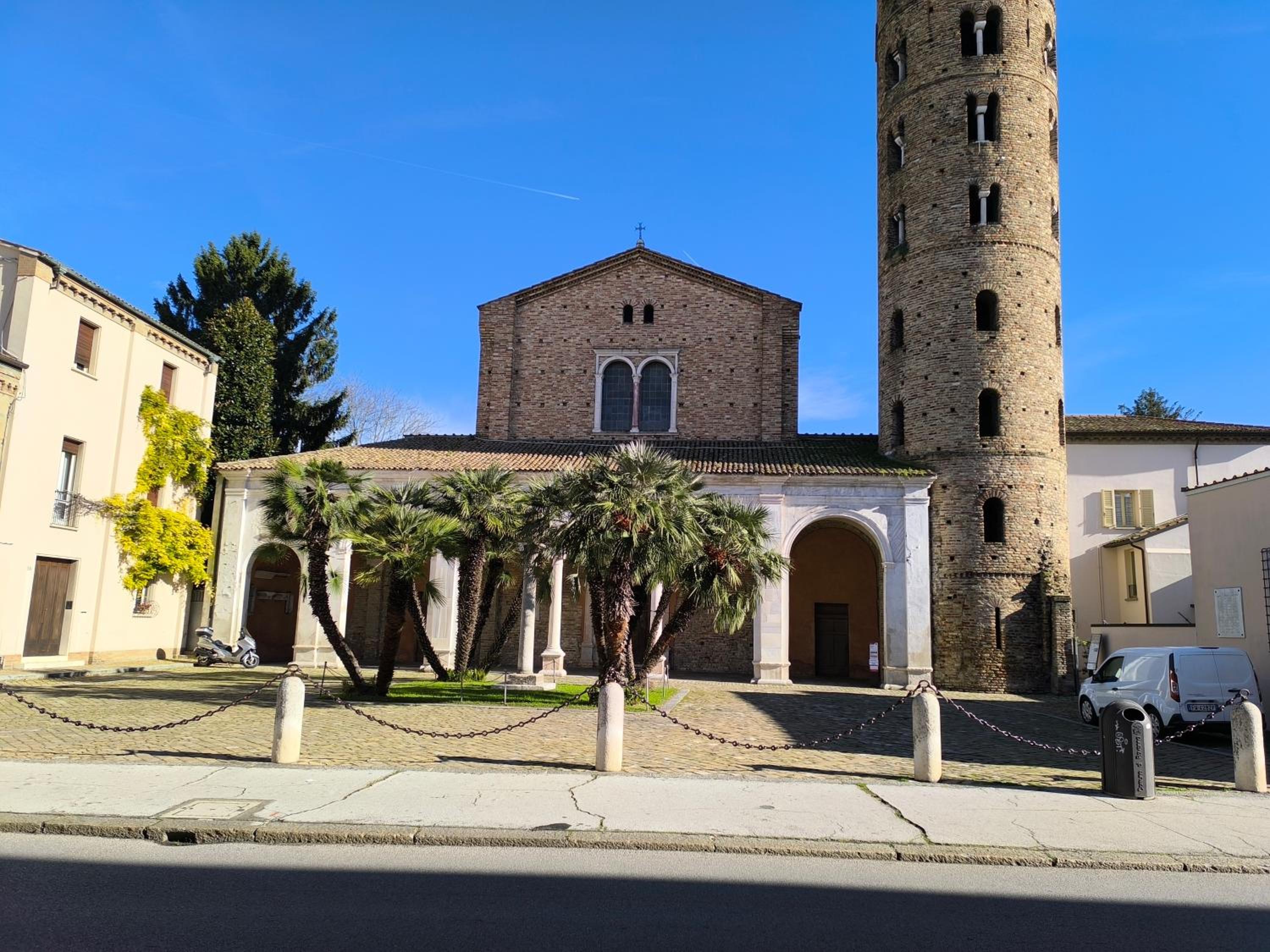 Photo 32