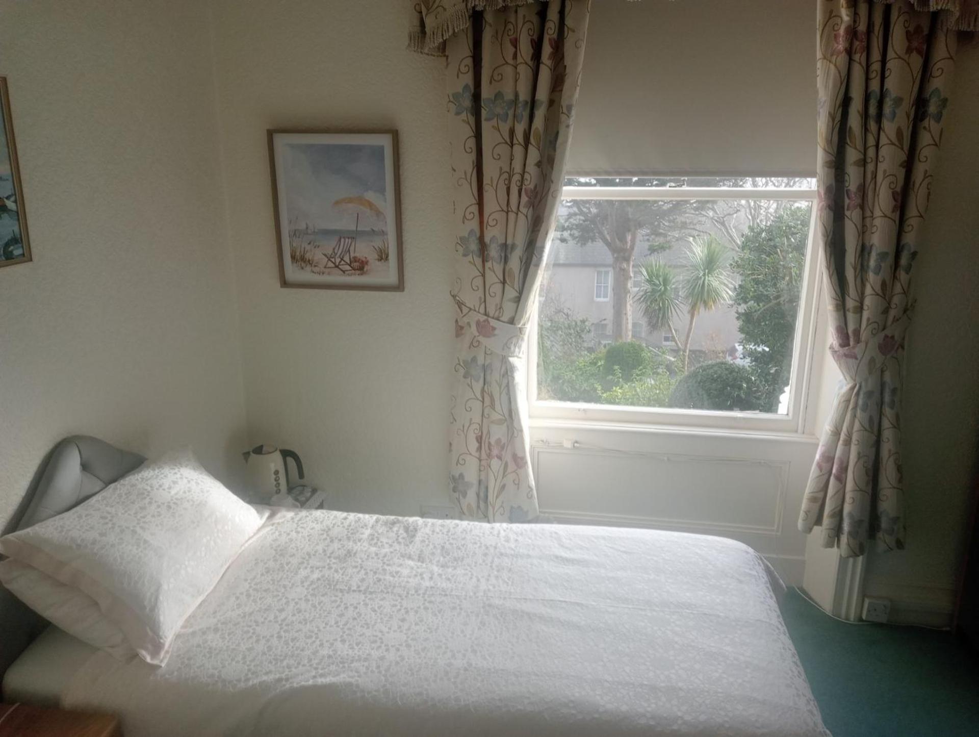 Bron Orme Private Hotel view 2