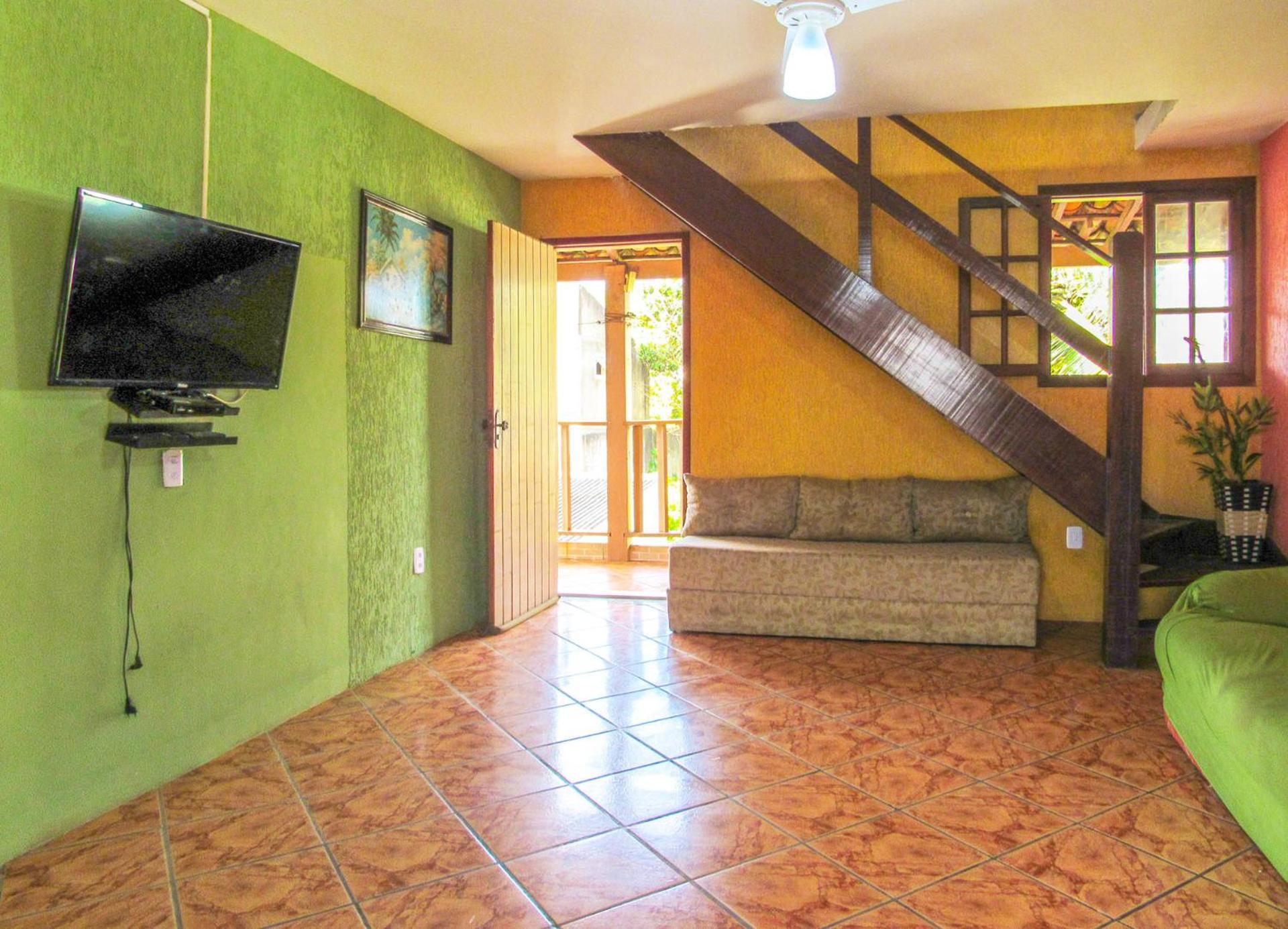 Linda casa a 170m da Praia do Pero em Cabo Frio RJ