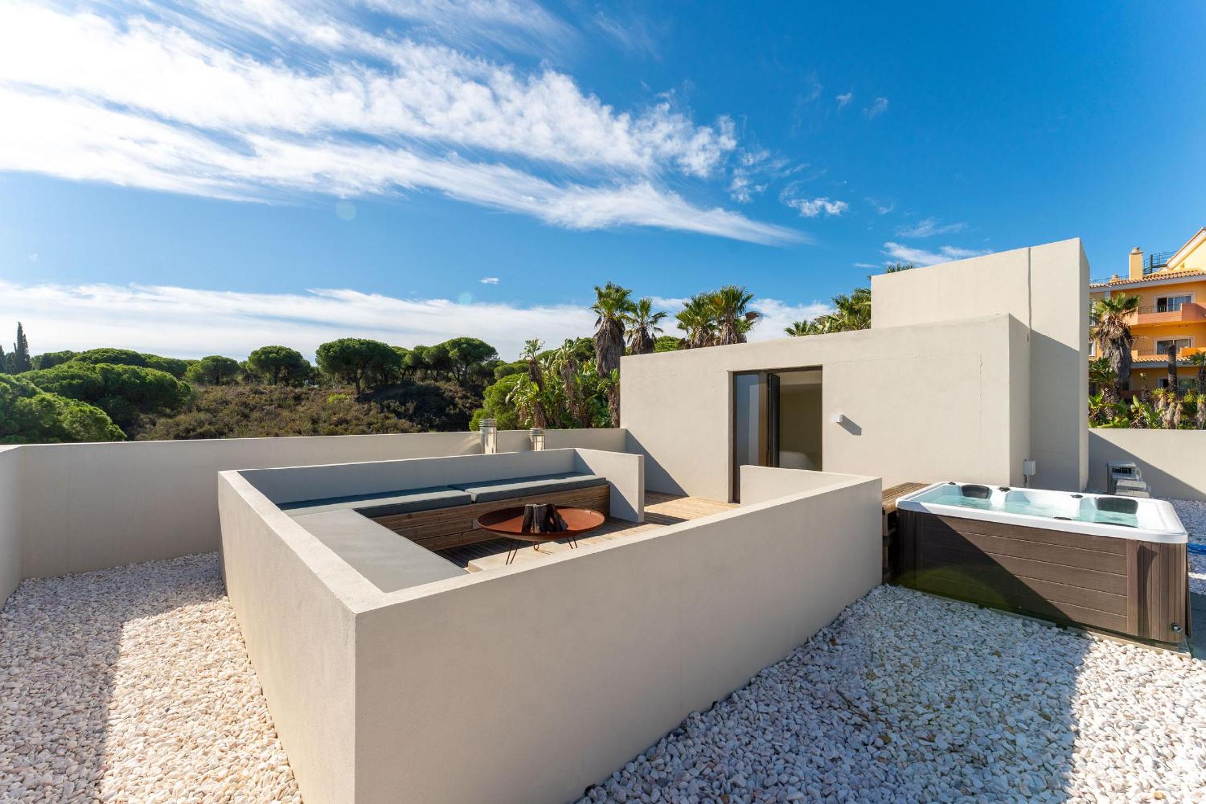 Luxury Villa In Quinta do Lago Private pool Rooftop Jacuzzi Office Game room ARKEO LUXURY