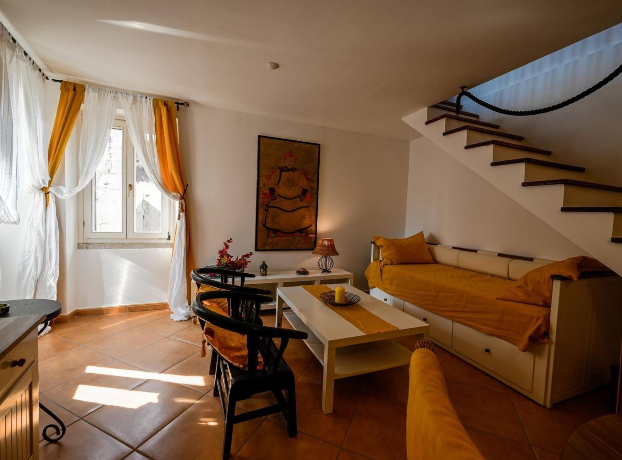 Sleek and Trendy Downtown Apartment view 4