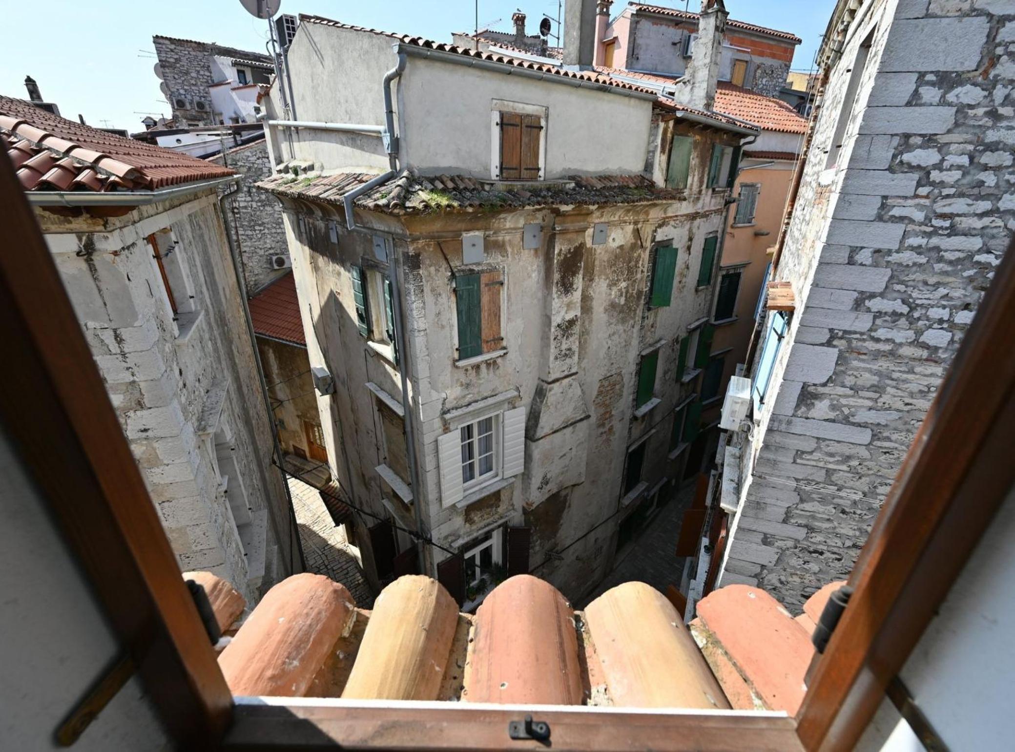 Photo 30