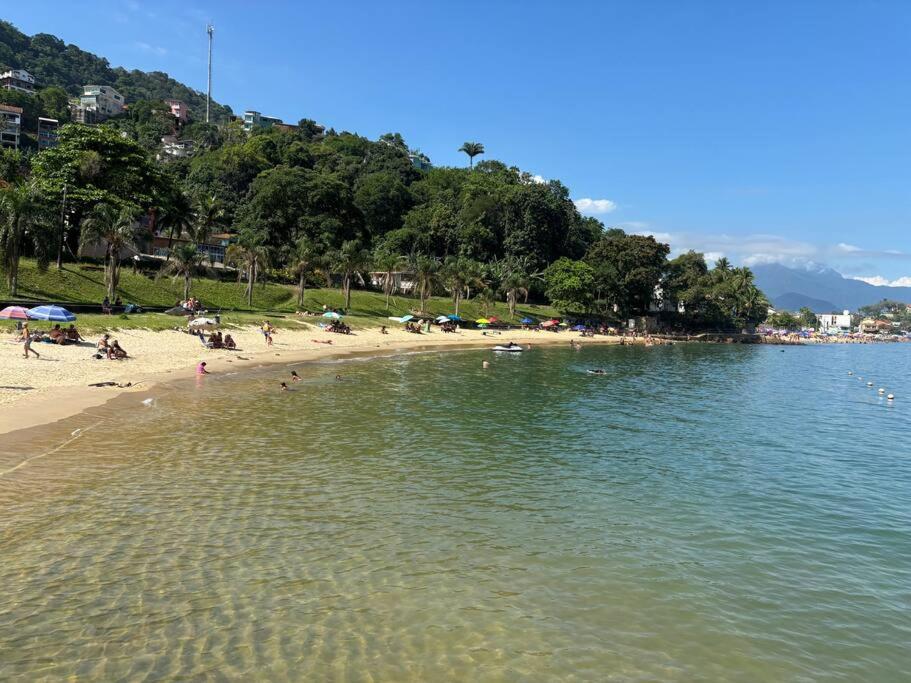 Casa ampla com vista para o mar