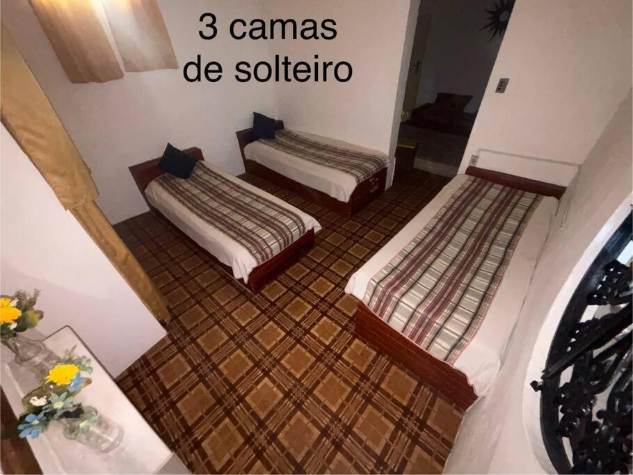 Casa ampla com vista para o mar