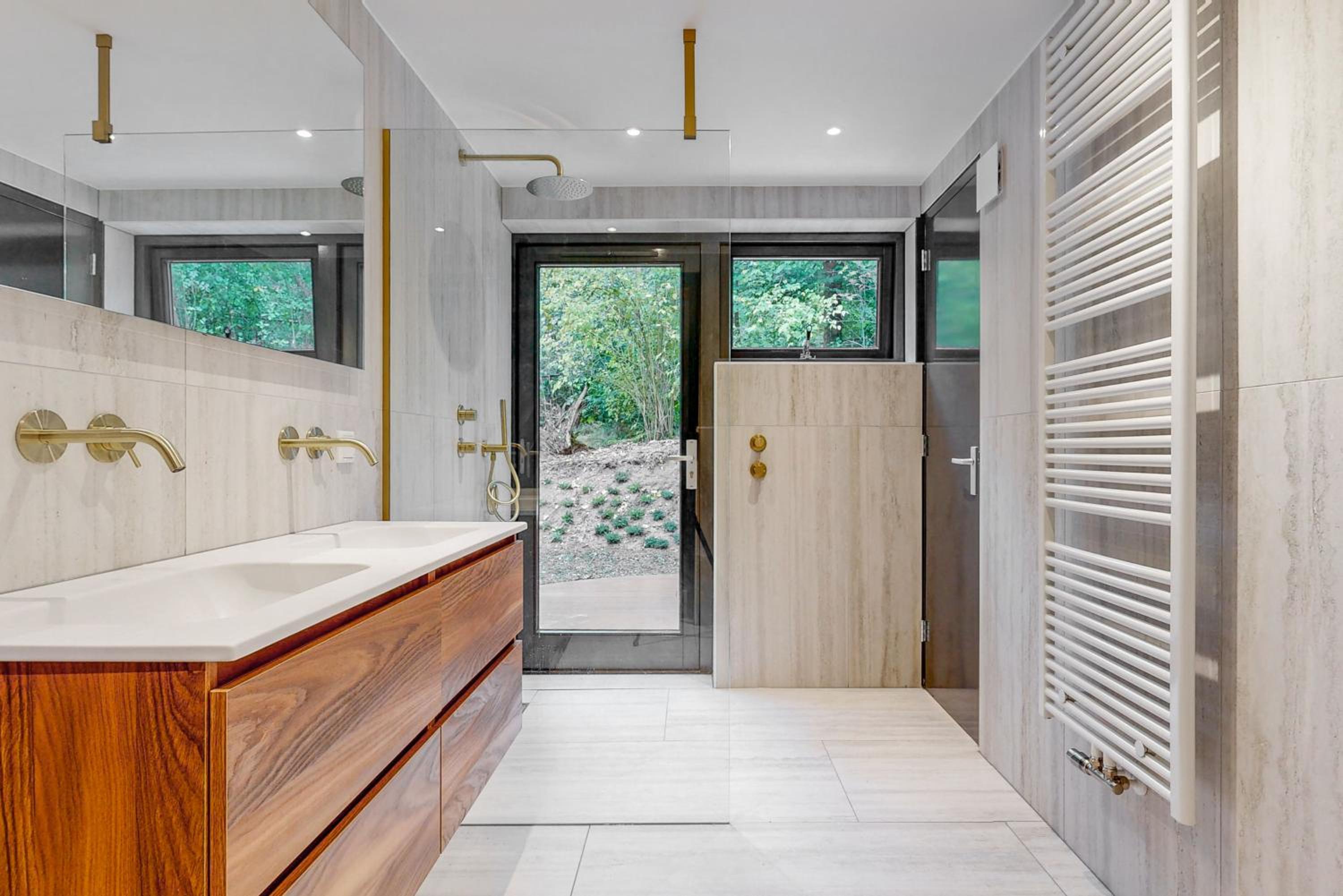 Luxury forest villa 3 bed rooms
