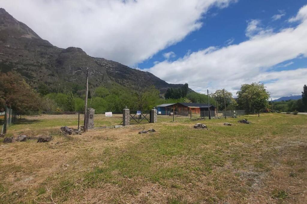 Hermosa casa costa Río Epuyen
