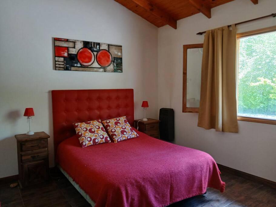 Hermosa casa costa Río Epuyen