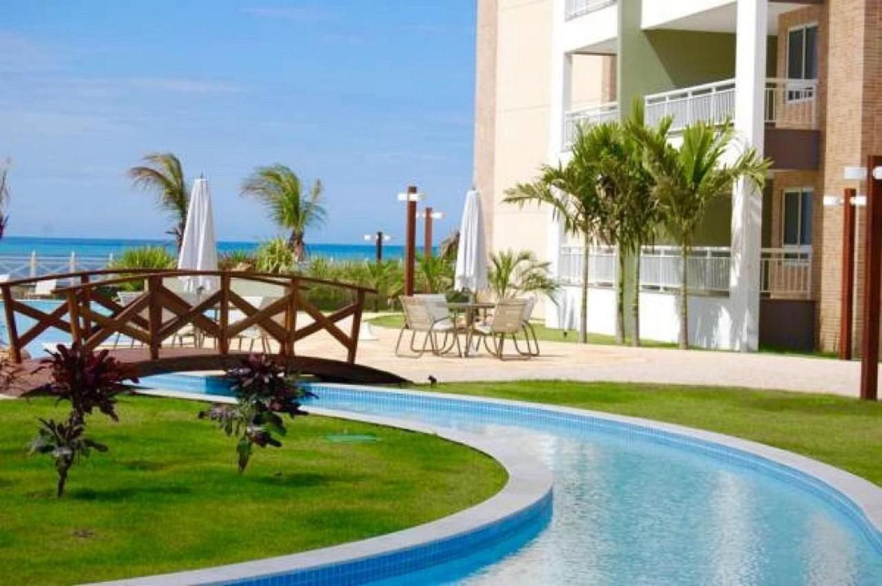 GranSol, Terreo, Pé na areia, 03 qtos, 08 adultos e 02 crianças, a 600m do B PARK