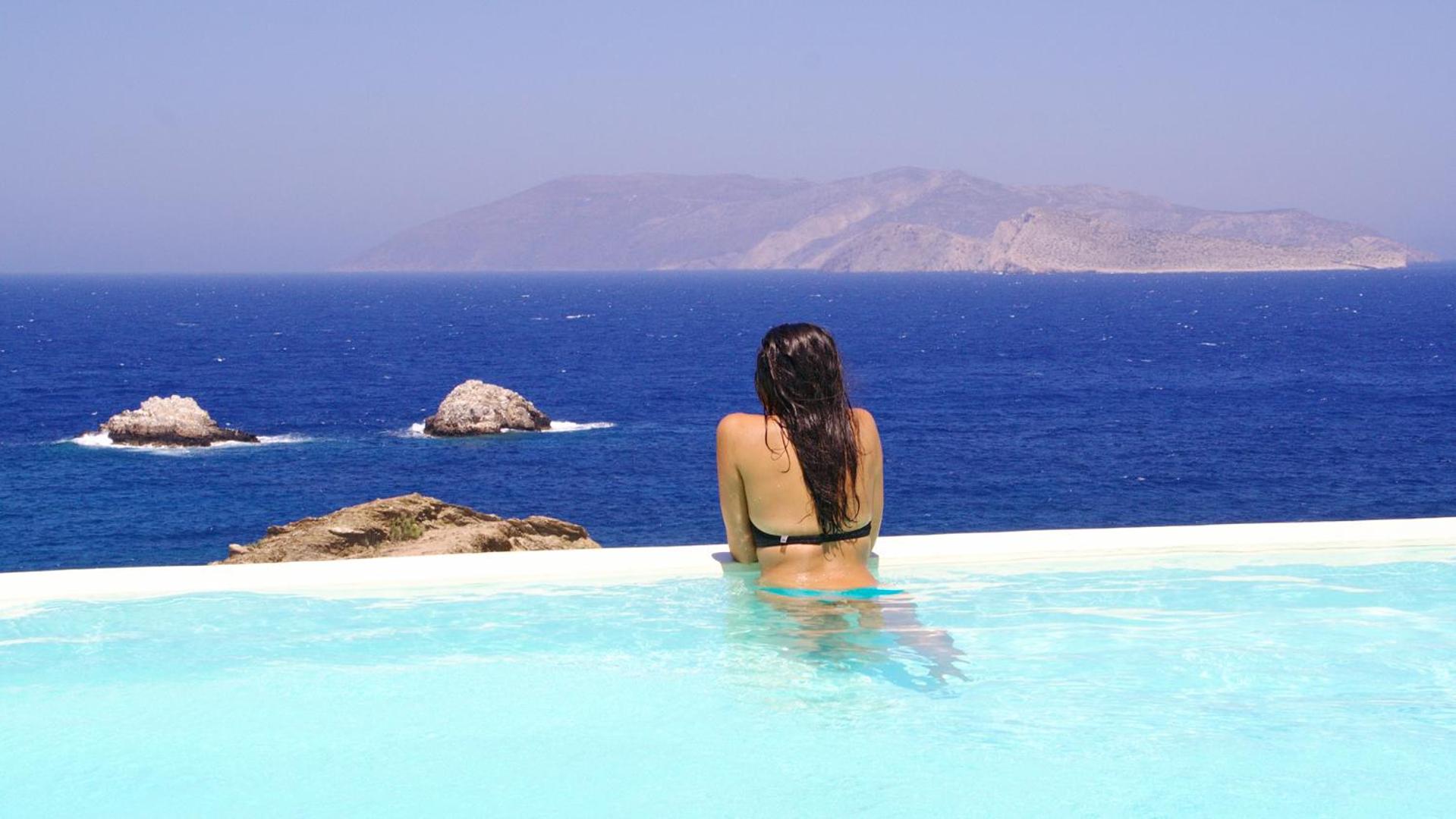 Folegandros Villas Seafront